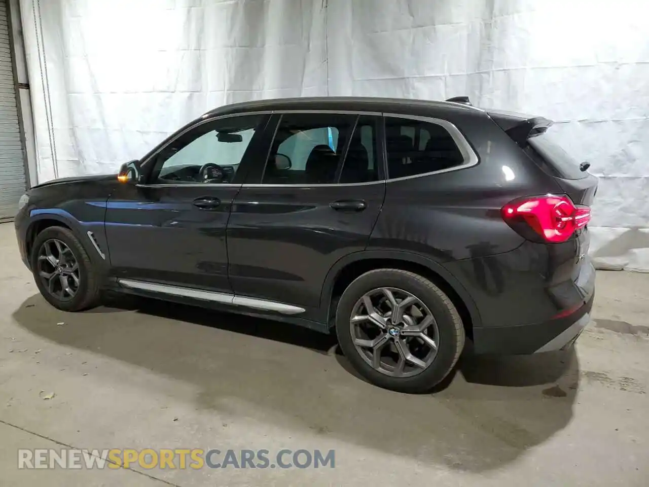 2 Фотография поврежденного автомобиля 5UX43DP05R9V76891 BMW X3 2024