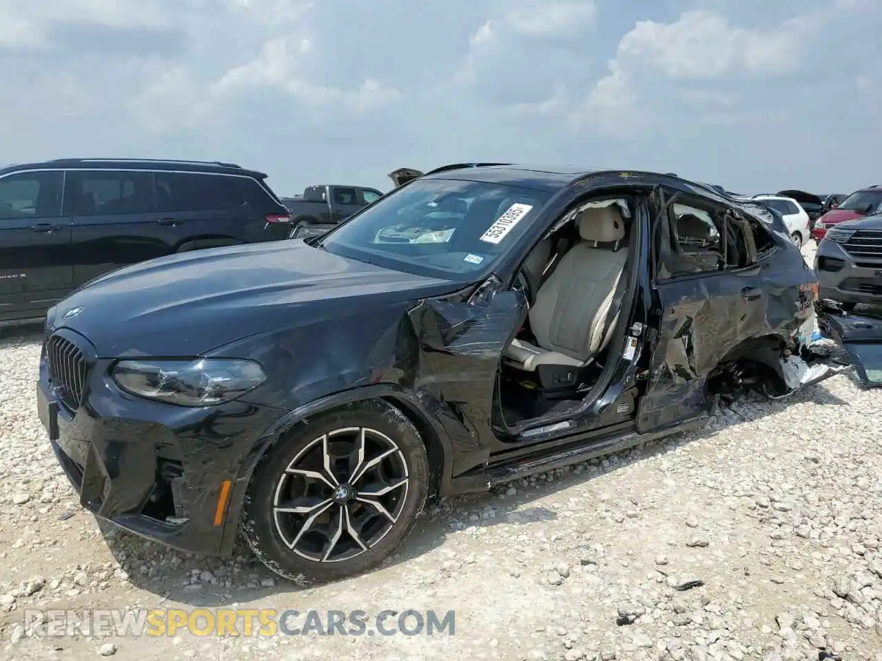 1 Photograph of a damaged car 5UX43DP06R9V09149 BMW X3 2024