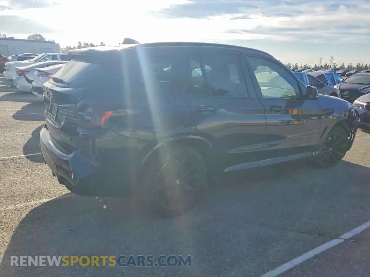 3 fotografías del automóvil dañado 5UX43DP08R9U27102 BMW X3 2024