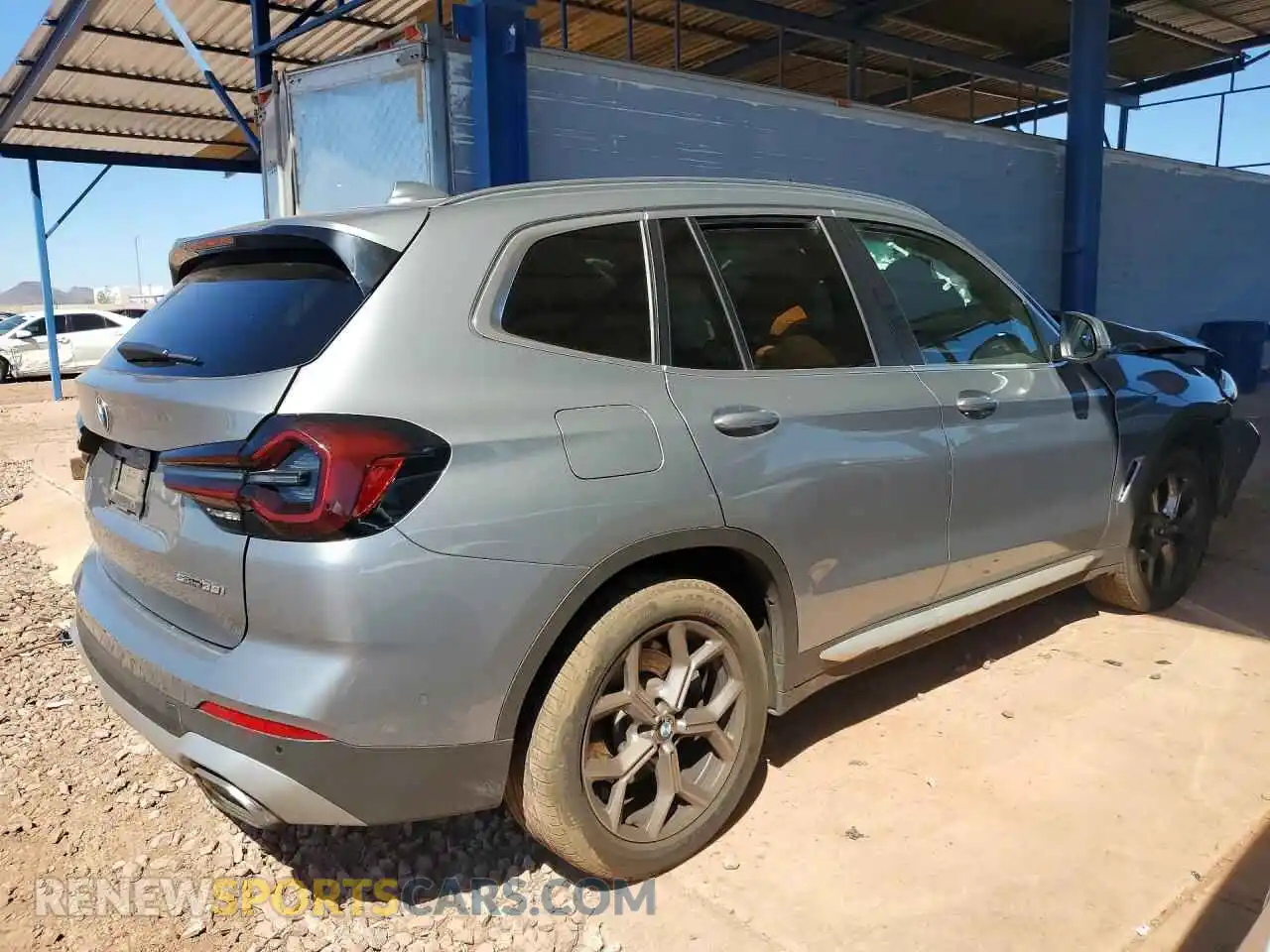 3 Photograph of a damaged car 5UX43DP08R9U33546 BMW X3 2024