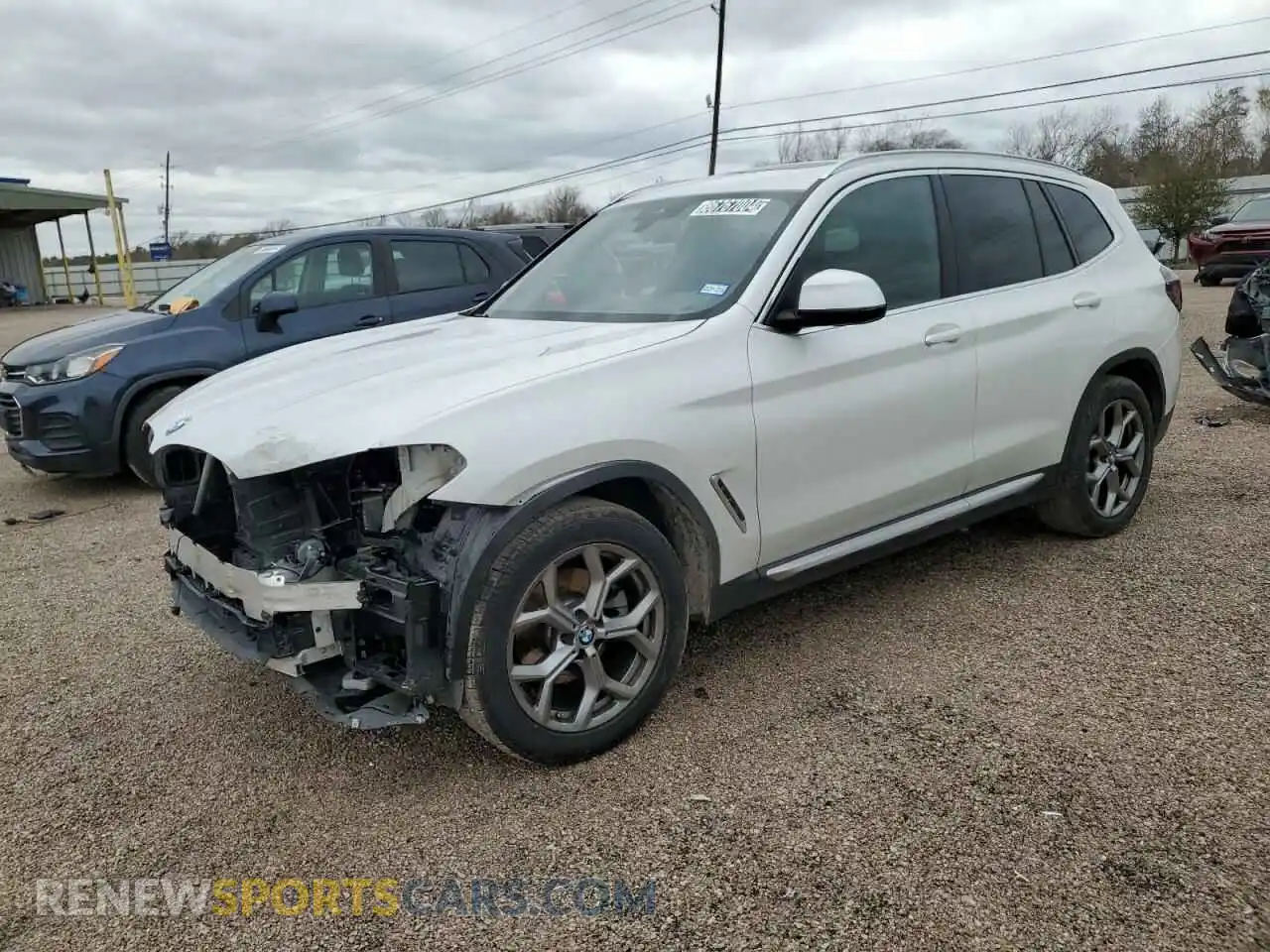 1 Photograph of a damaged car 5UX43DP09R9W15174 BMW X3 2024