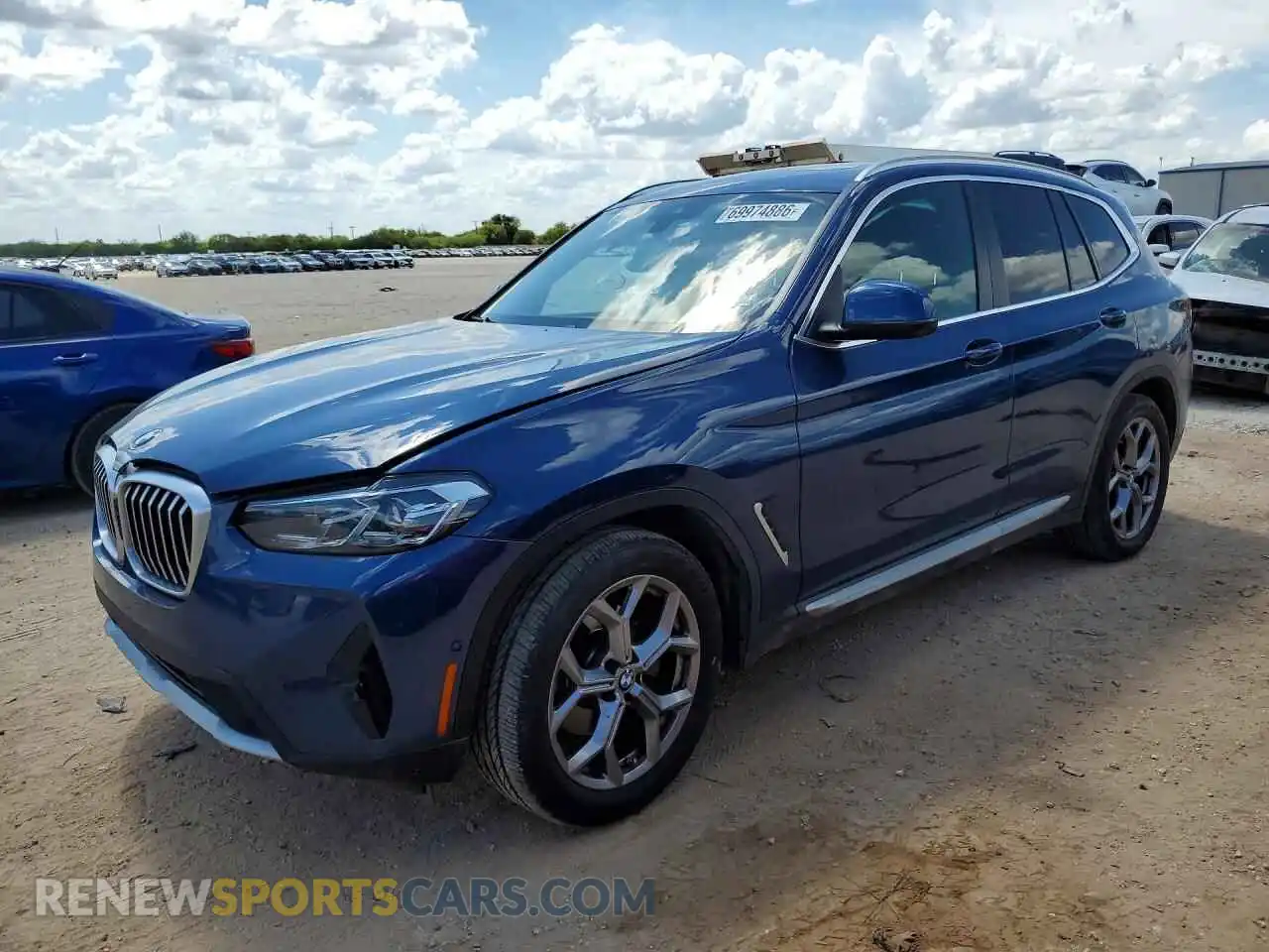 1 Photograph of a damaged car 5UX43DP0XR9T60275 BMW X3 2024