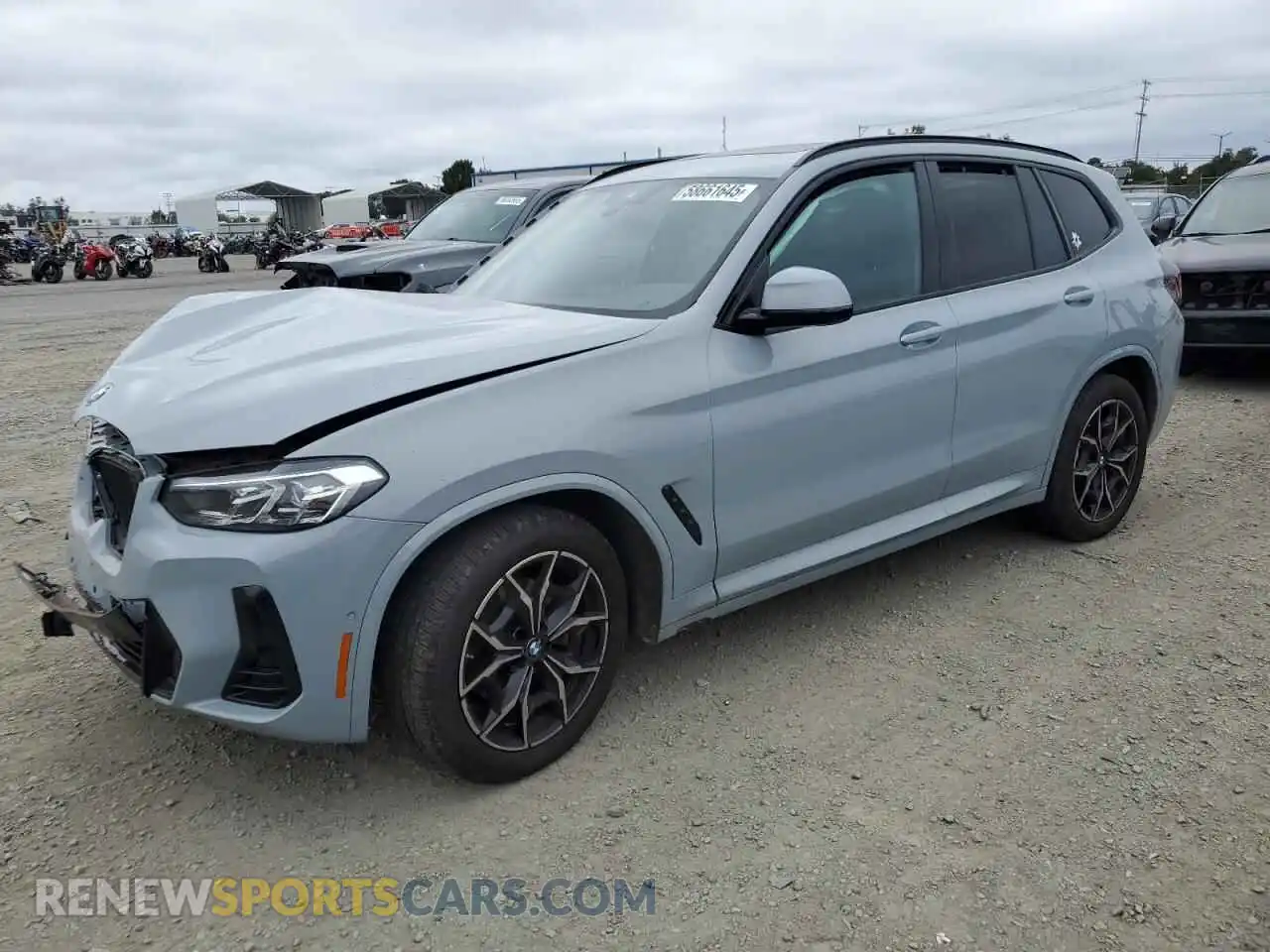 1 Photograph of a damaged car 5UX43DP0XR9T67677 BMW X3 2024