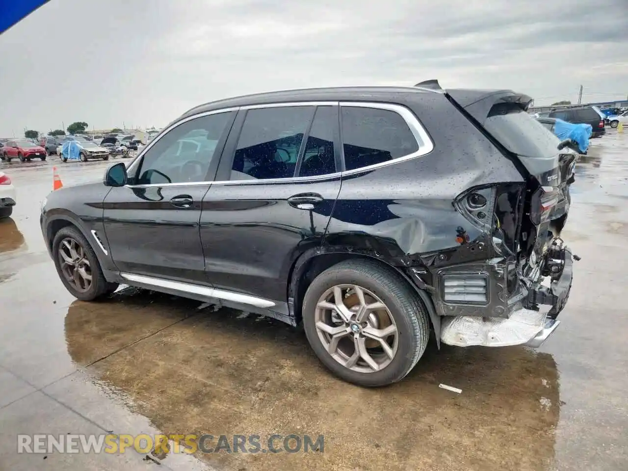 2 Photograph of a damaged car 5UX43DP0XR9U77502 BMW X3 2024