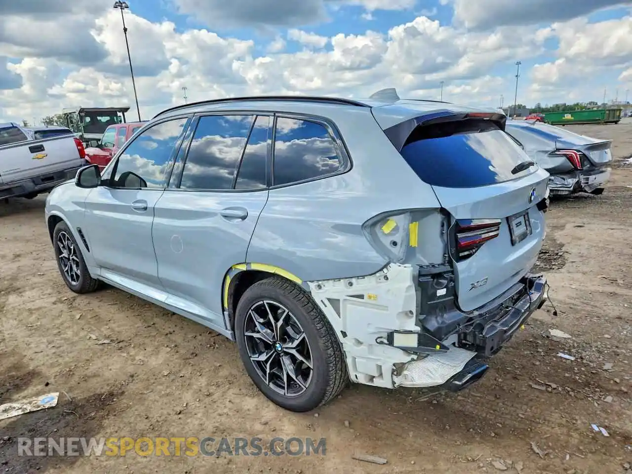 2 Фотография поврежденного автомобиля 5UX53DP00R9T58782 BMW X3 2024