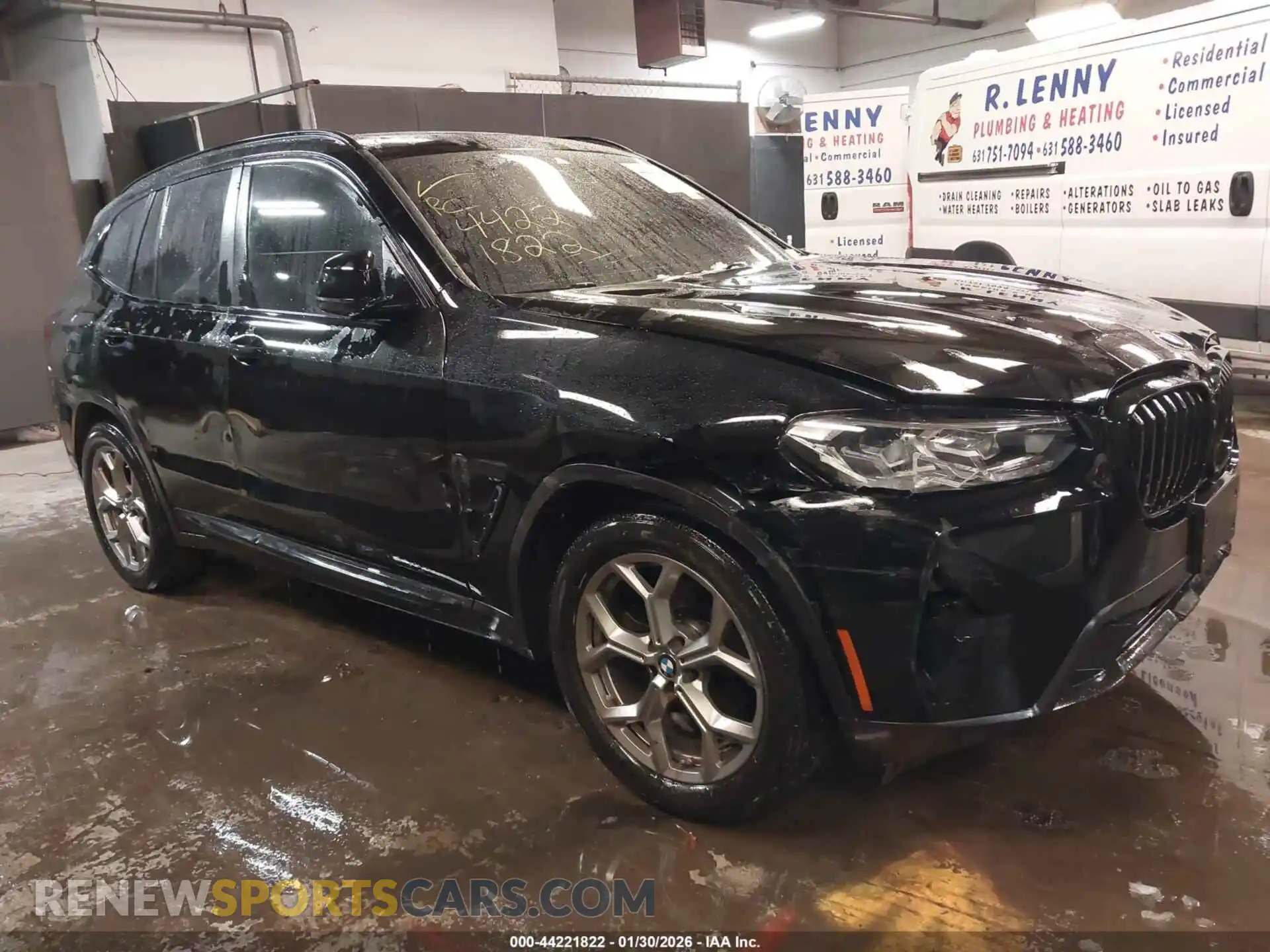 1 Photograph of a damaged car 5UX53DP00R9W38590 BMW X3 2024
