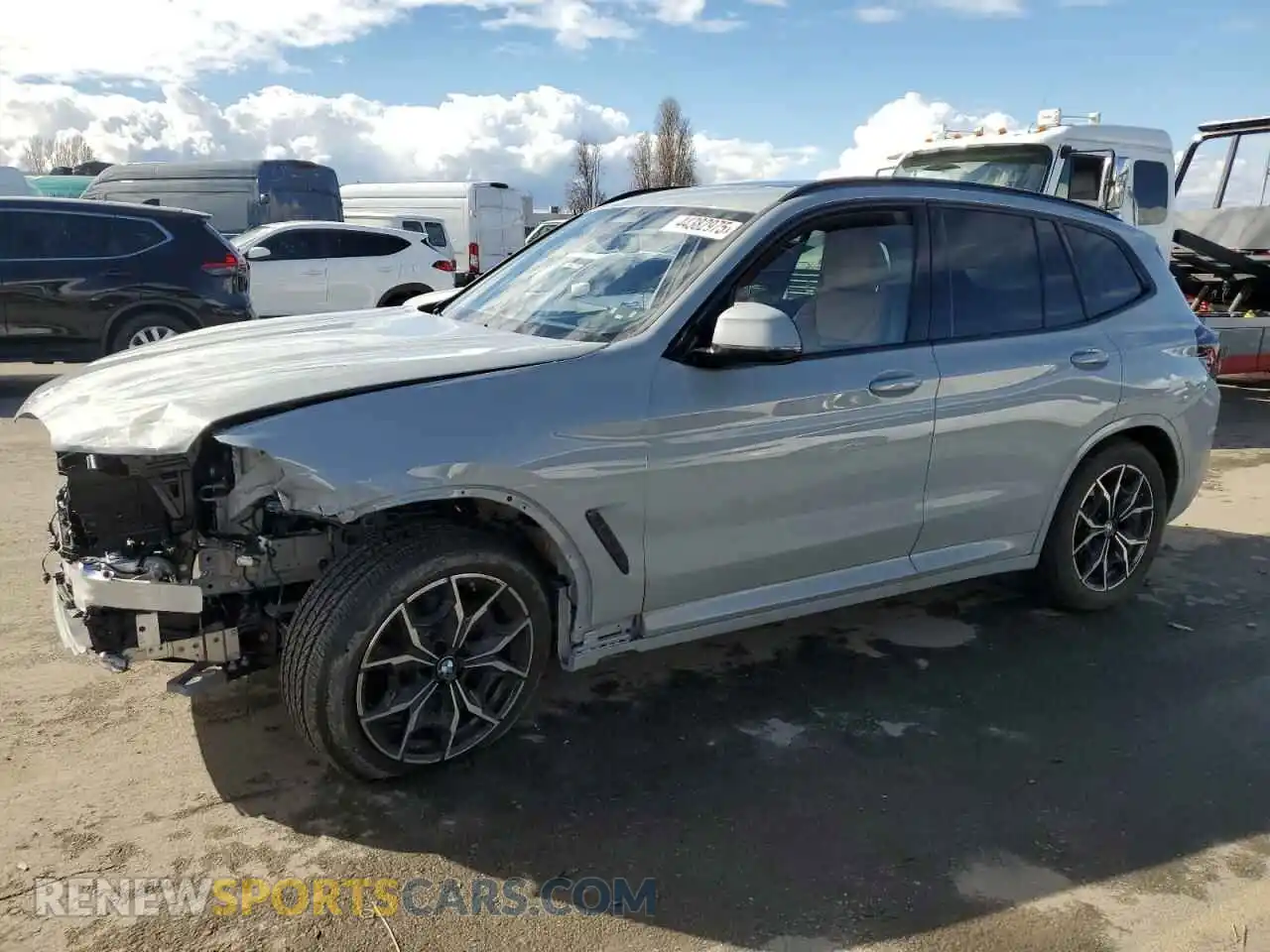1 Photograph of a damaged car 5UX53DP00R9W77745 BMW X3 2024