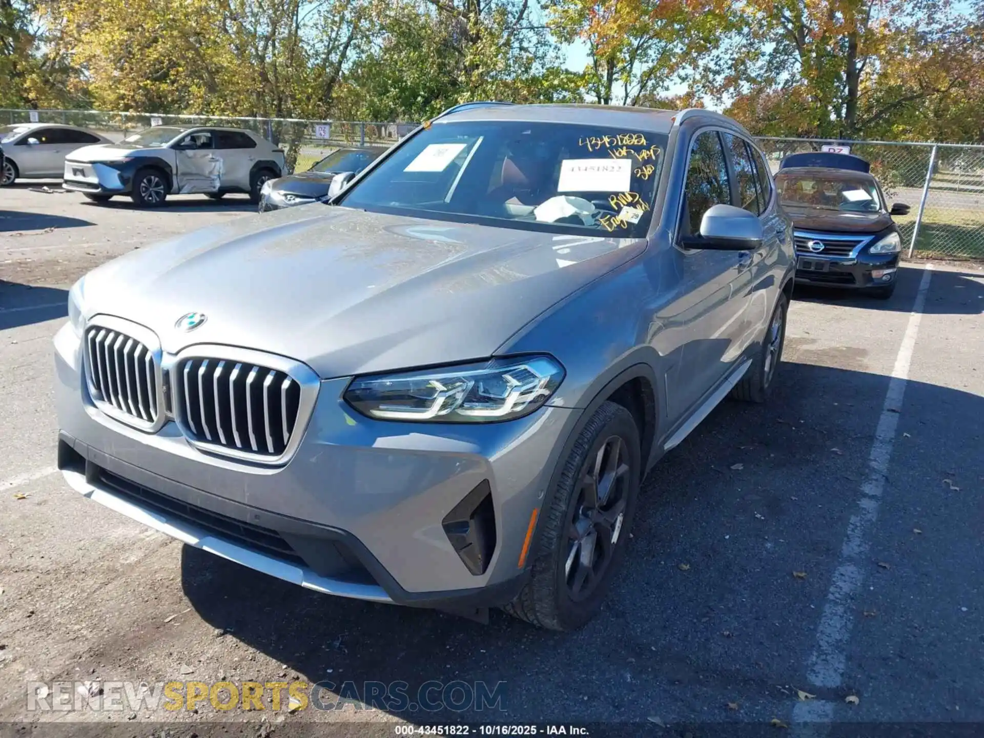 2 Photograph of a damaged car 5UX53DP01R9V43648 BMW X3 2024