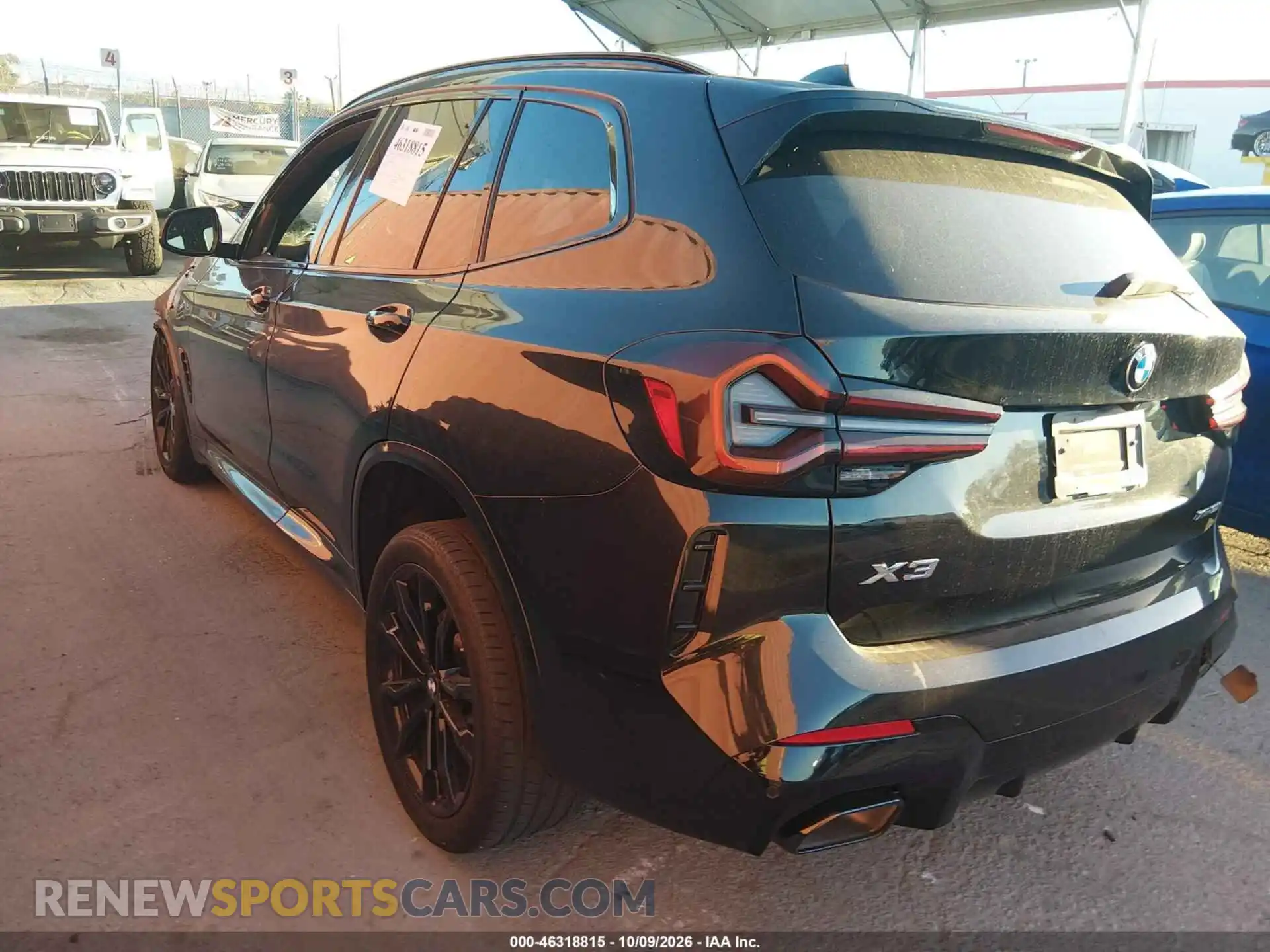 3 Photograph of a damaged car 5UX53DP01R9W10636 BMW X3 2024
