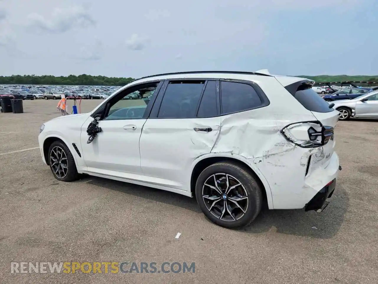 2 Photograph of a damaged car 5UX53DP02R9T86793 BMW X3 2024