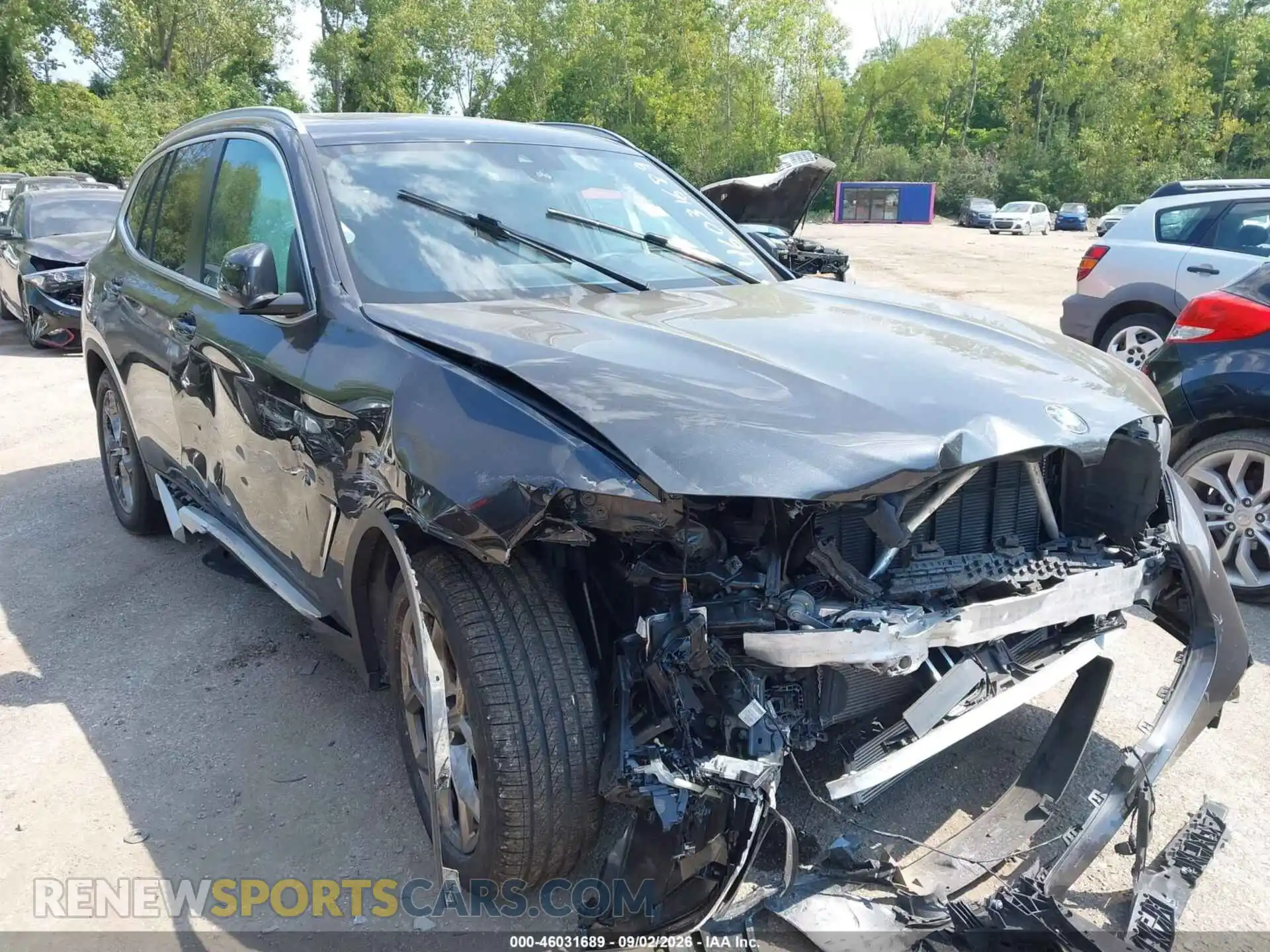 1 Photograph of a damaged car 5UX53DP02R9V39138 BMW X3 2024