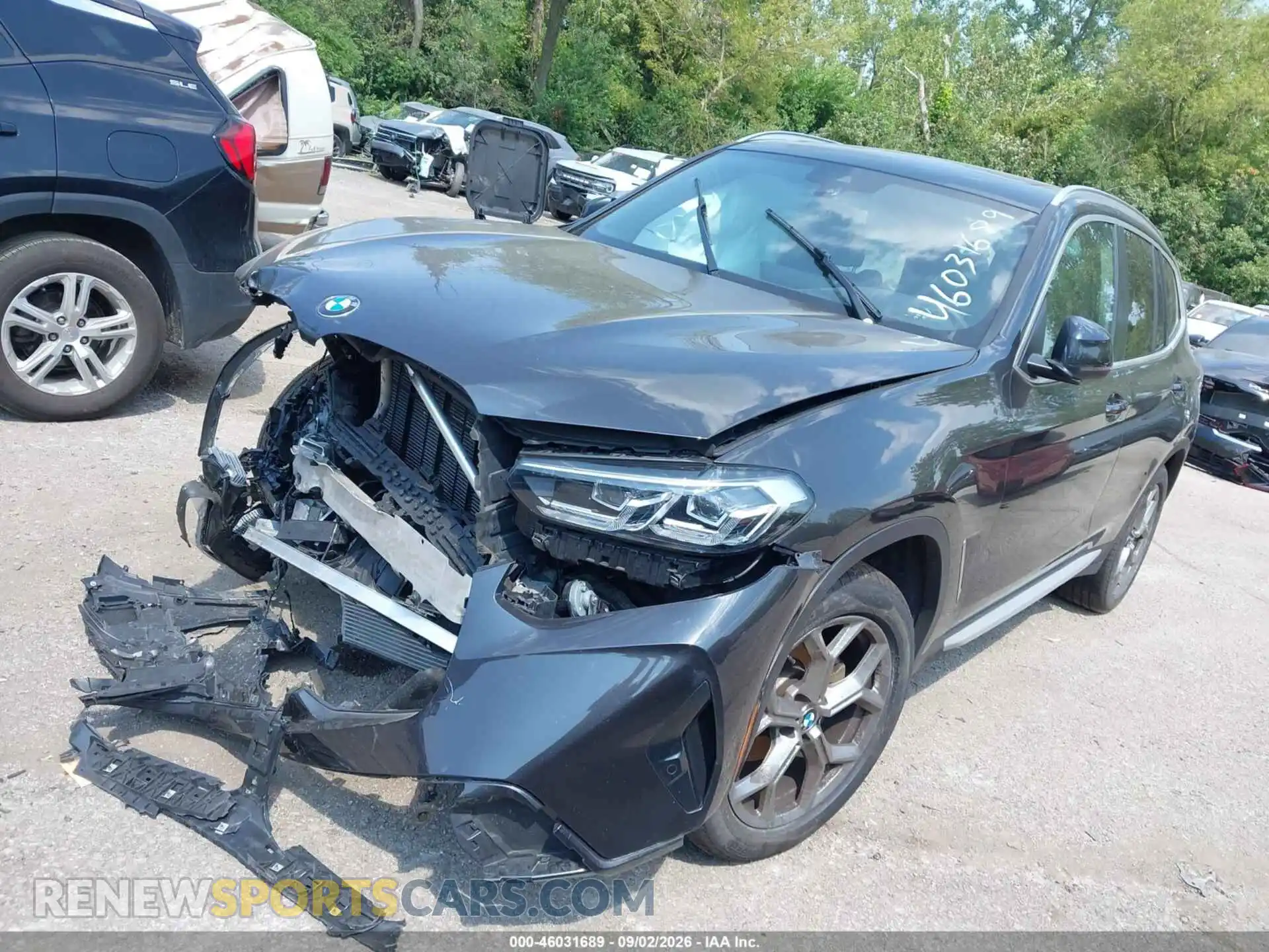 2 Photograph of a damaged car 5UX53DP02R9V39138 BMW X3 2024