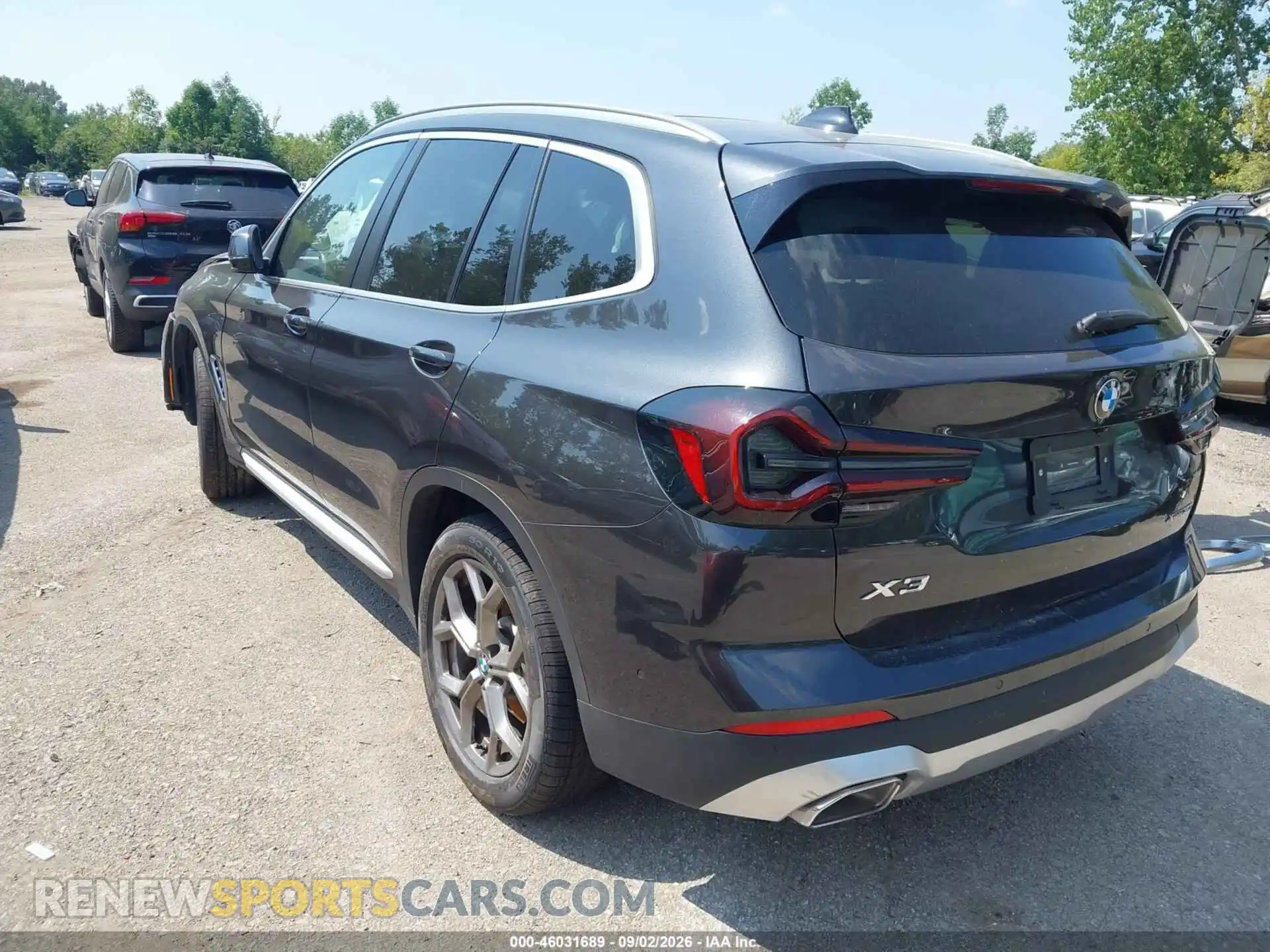 3 Photograph of a damaged car 5UX53DP02R9V39138 BMW X3 2024