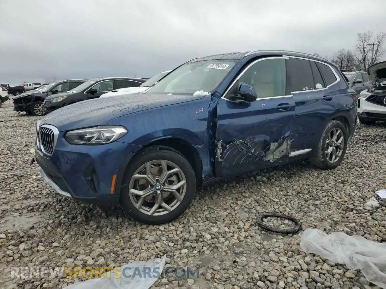 1 Photograph of a damaged car 5UX53DP02R9V64816 BMW X3 2024