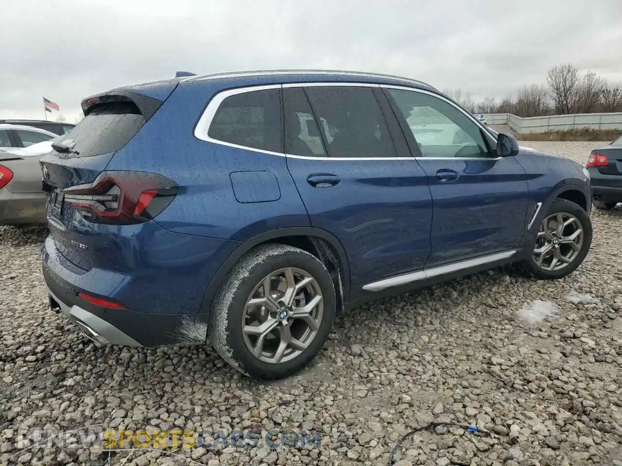 3 Photograph of a damaged car 5UX53DP02R9V64816 BMW X3 2024
