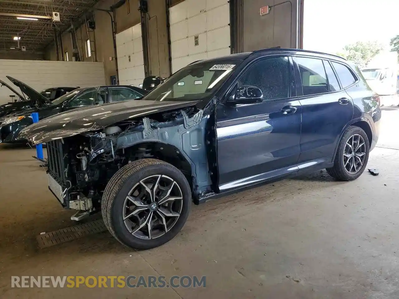 1 Фотография поврежденного автомобиля 5UX53DP02R9V70583 BMW X3 2024