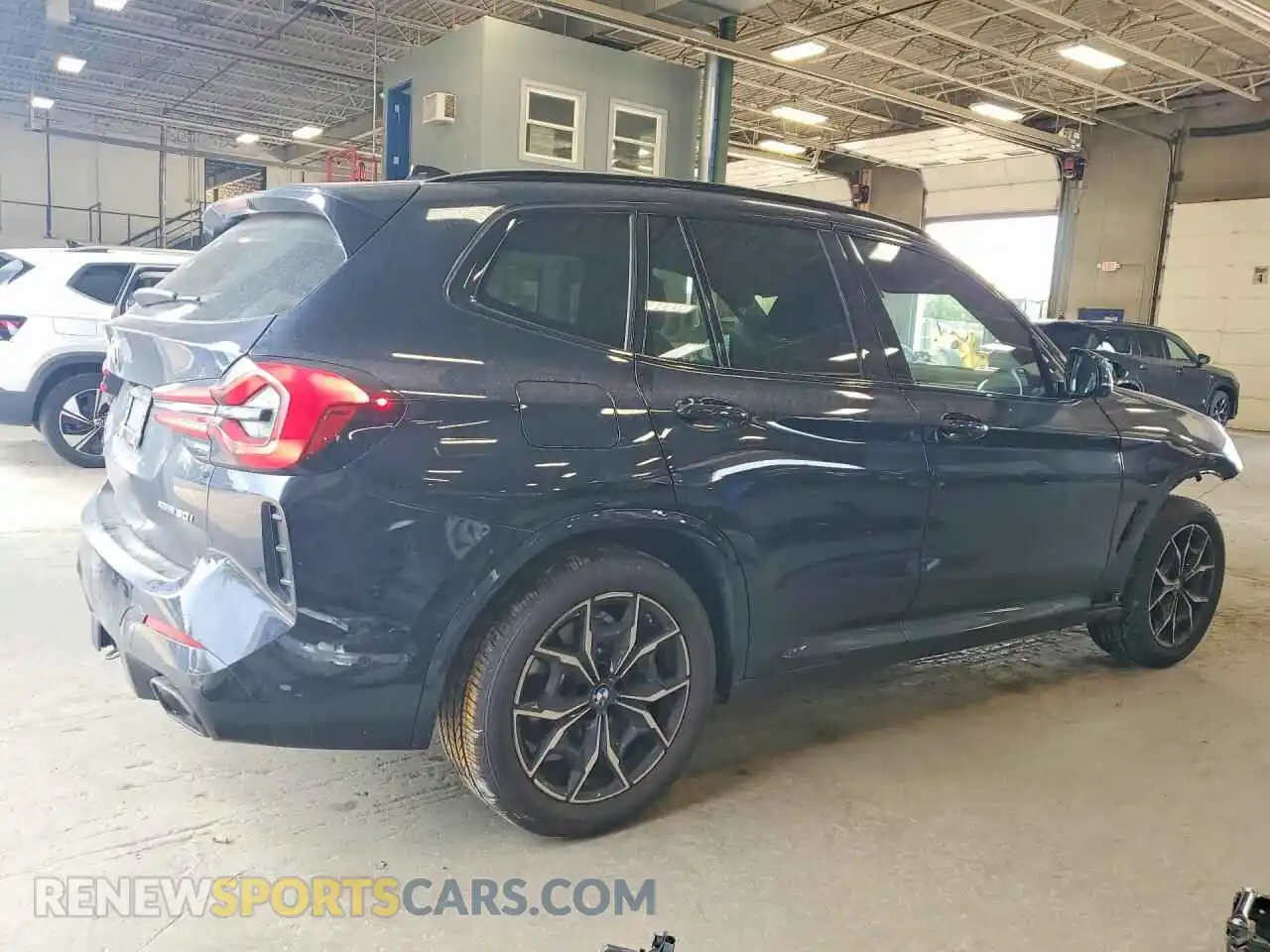 3 Фотография поврежденного автомобиля 5UX53DP02R9V70583 BMW X3 2024