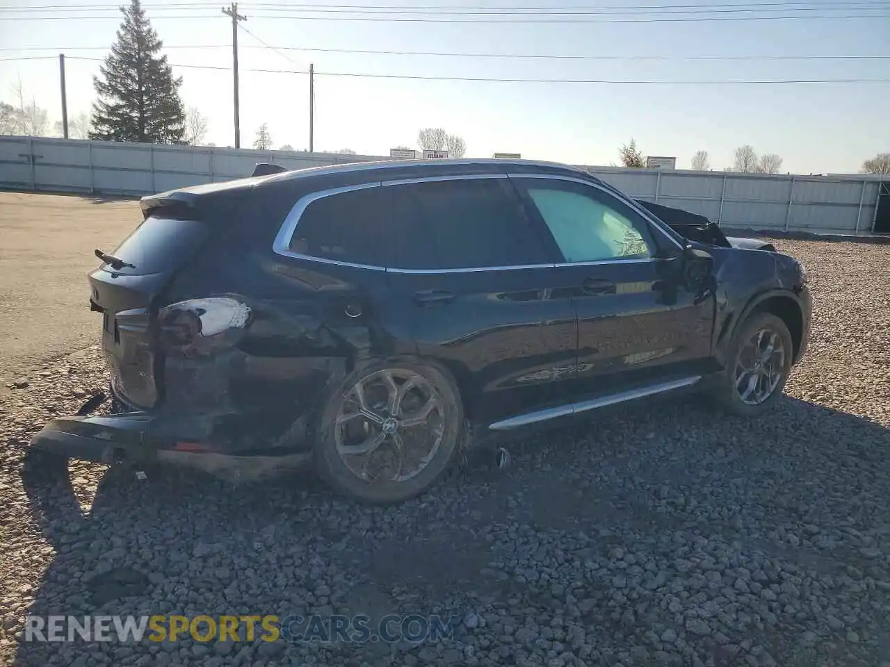 3 Photograph of a damaged car 5UX53DP03R9U63039 BMW X3 2024