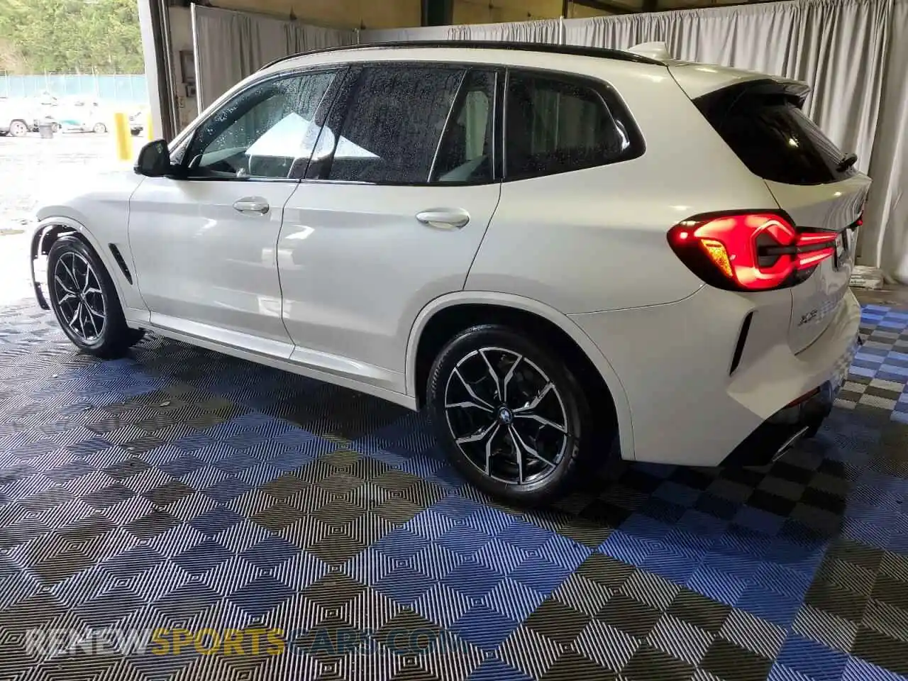2 Photograph of a damaged car 5UX53DP03R9W57506 BMW X3 2024