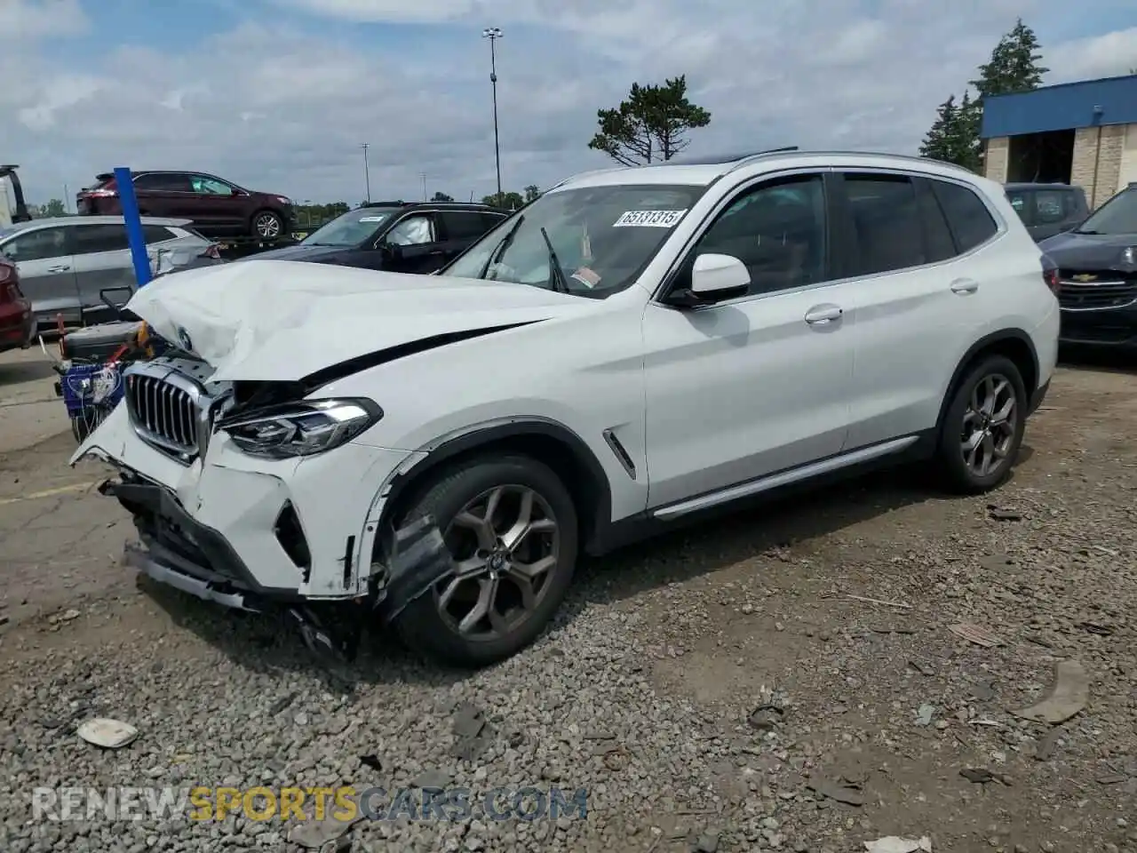 1 Photograph of a damaged car 5UX53DP03R9W66559 BMW X3 2024
