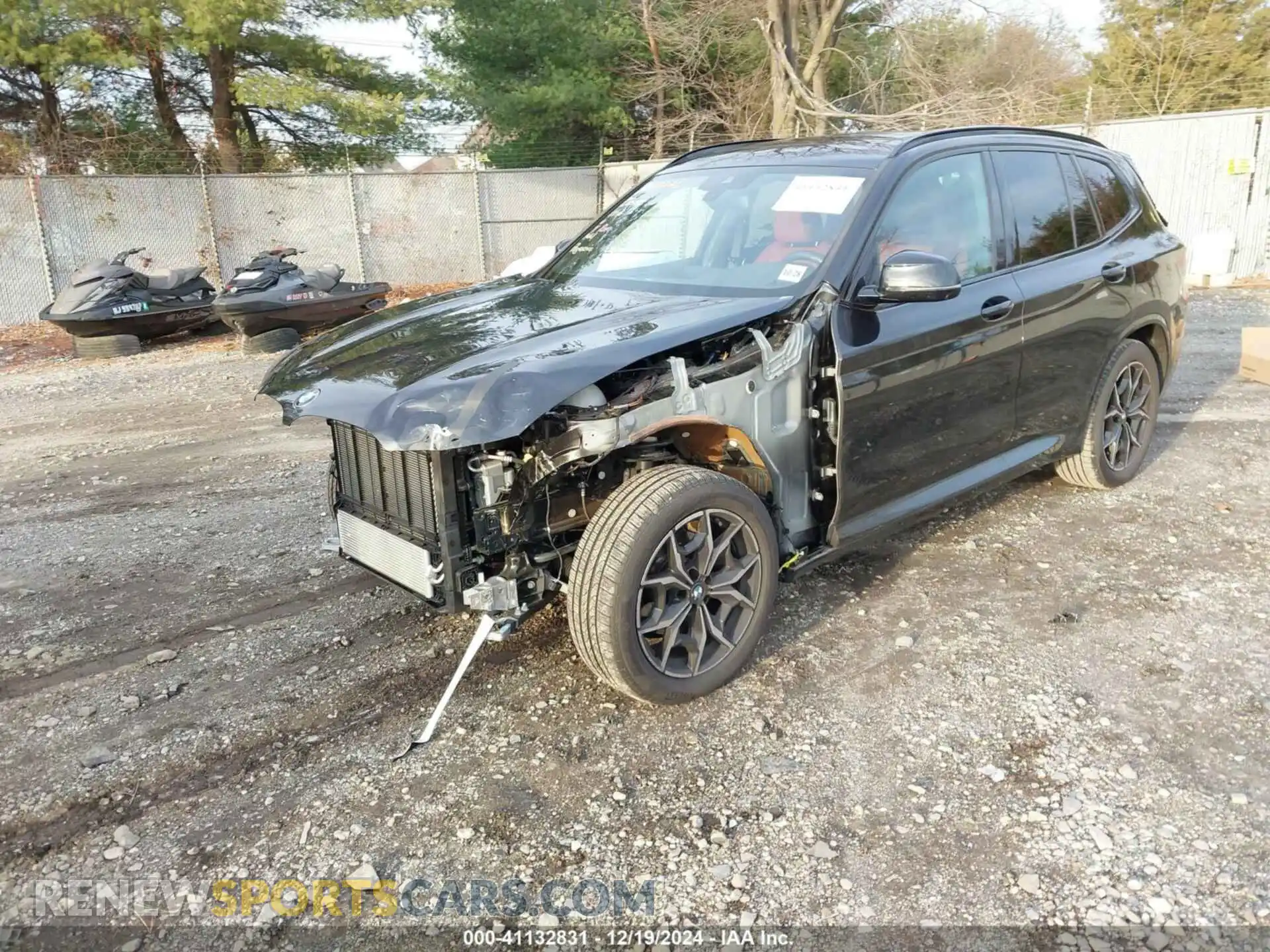 2 Photograph of a damaged car 5UX53DP04R9U10561 BMW X3 2024