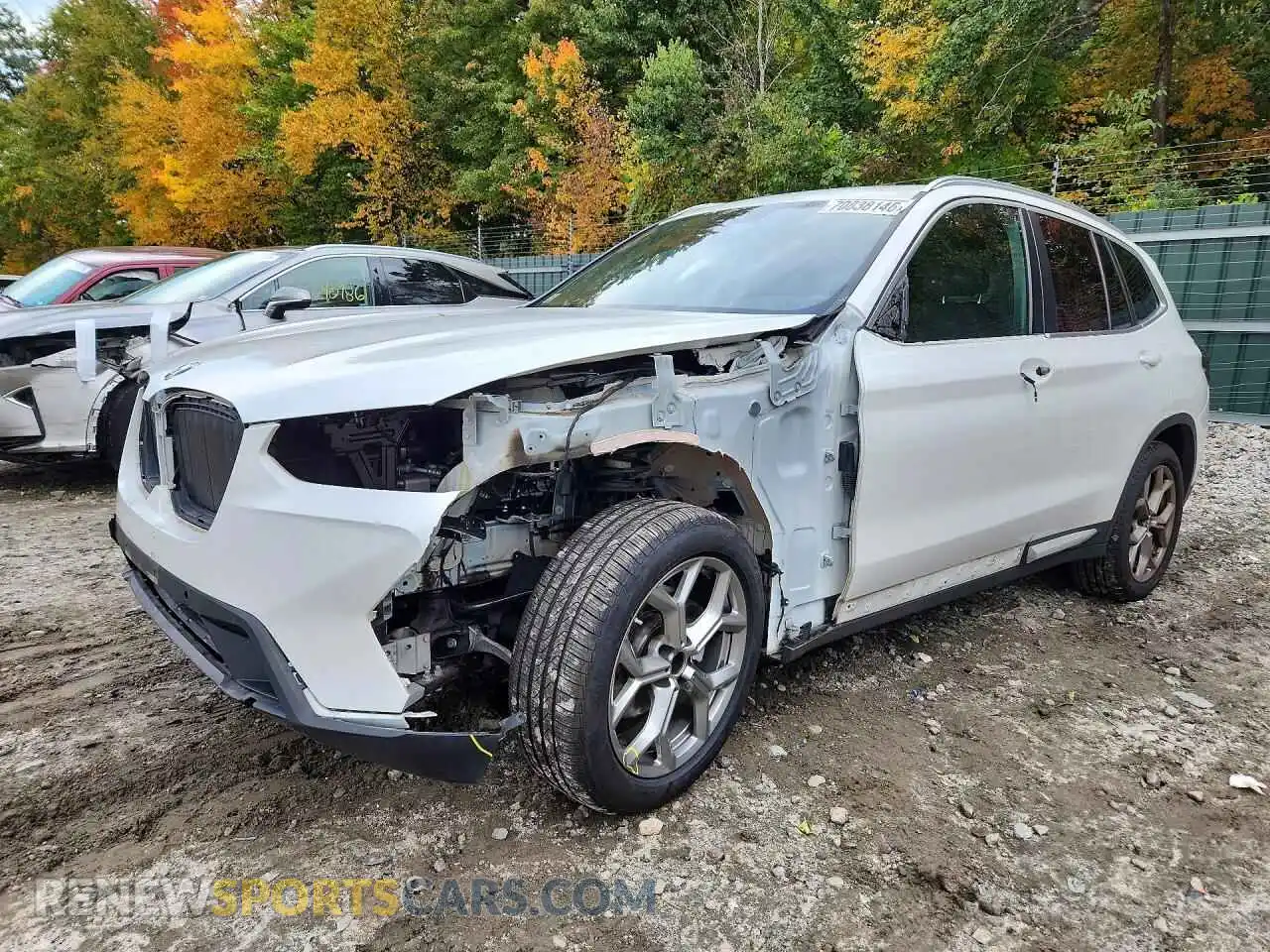1 Photograph of a damaged car 5UX53DP04R9U60599 BMW X3 2024