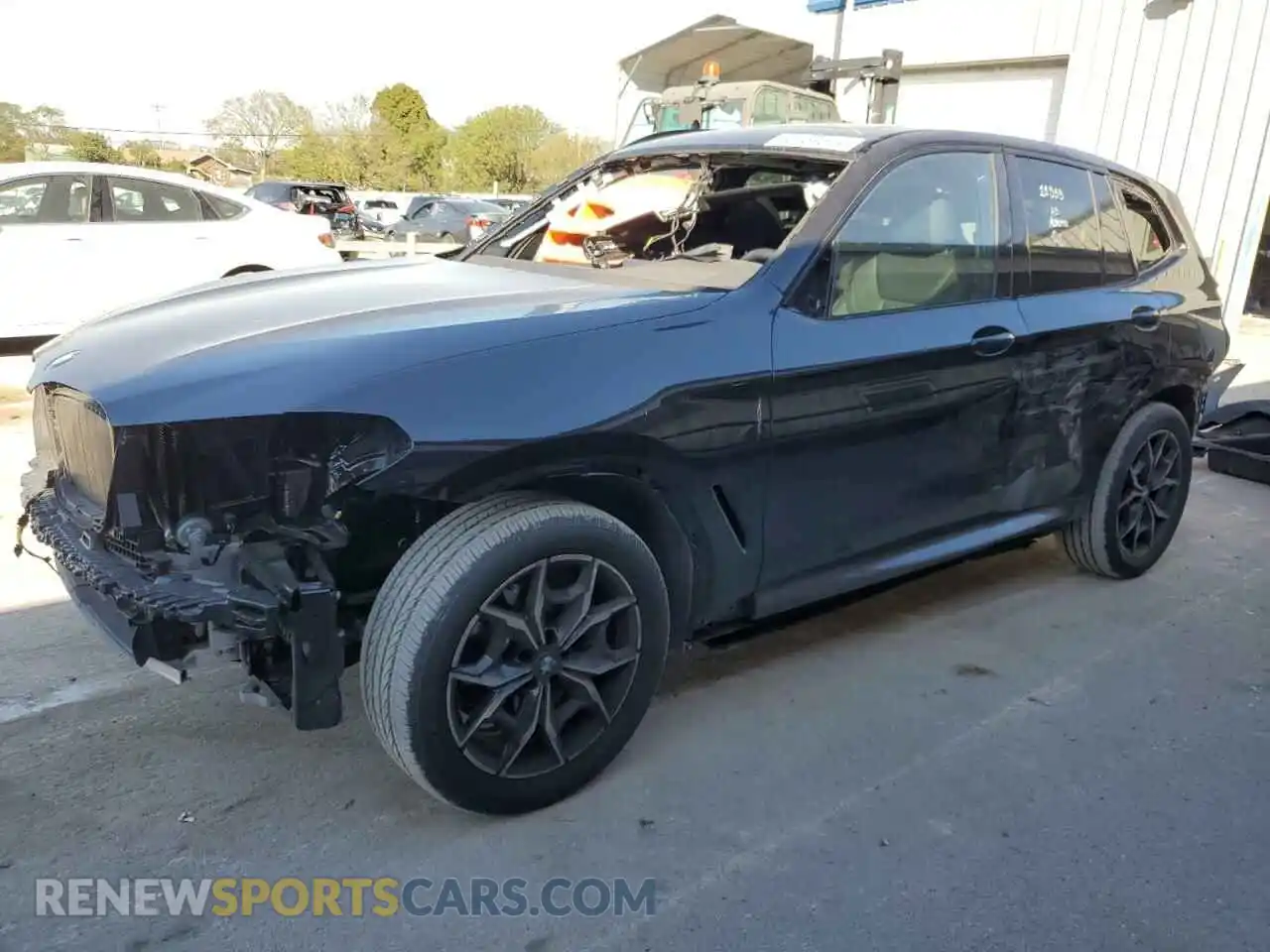 1 Photograph of a damaged car 5UX53DP04R9V52618 BMW X3 2024