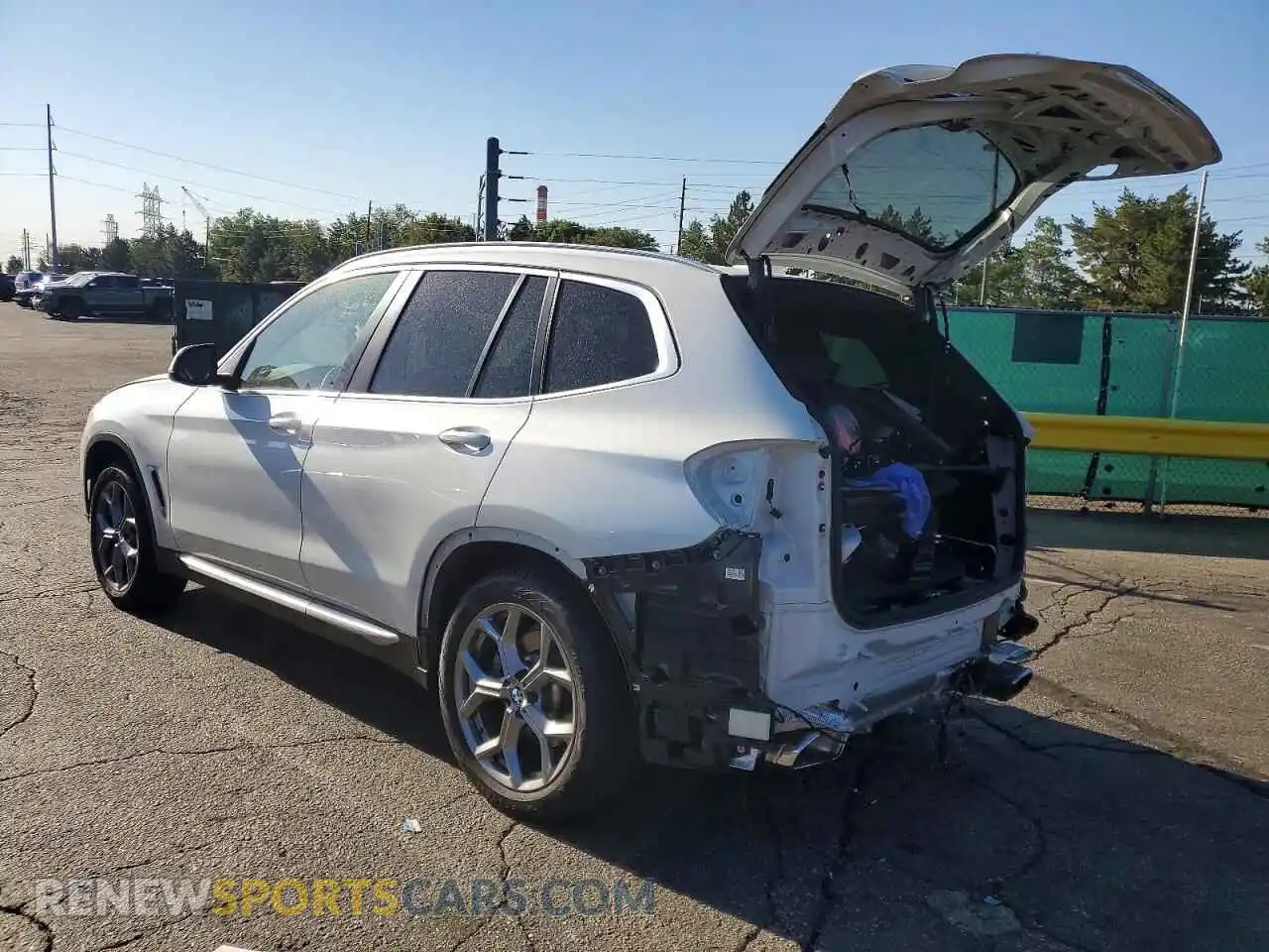 2 Photograph of a damaged car 5UX53DP04R9V67684 BMW X3 2024
