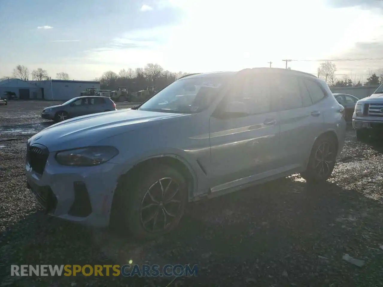 1 Photograph of a damaged car 5UX53DP04R9W09500 BMW X3 2024