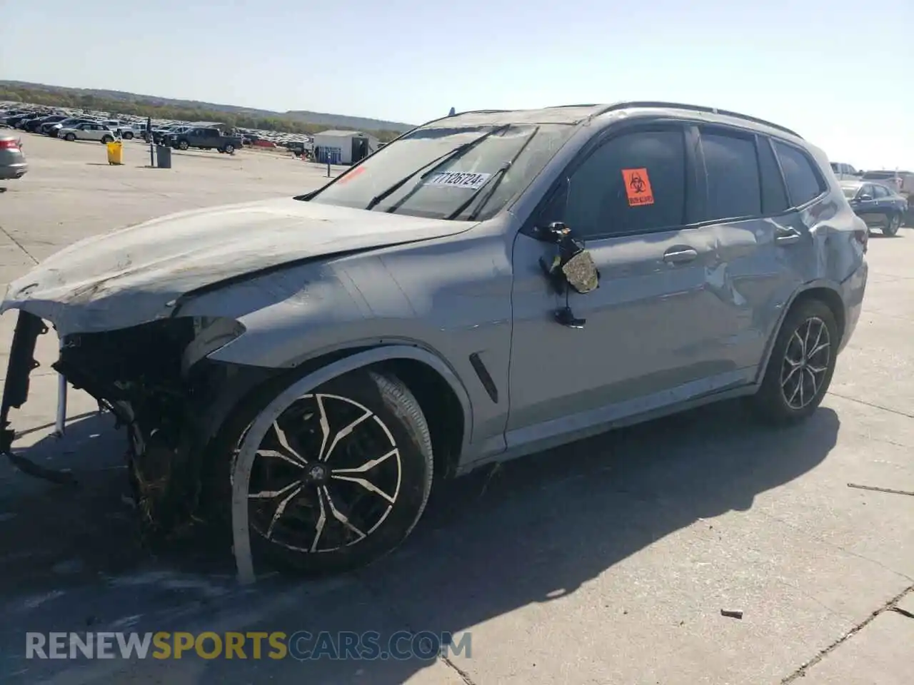 1 Photograph of a damaged car 5UX53DP05R9U07460 BMW X3 2024