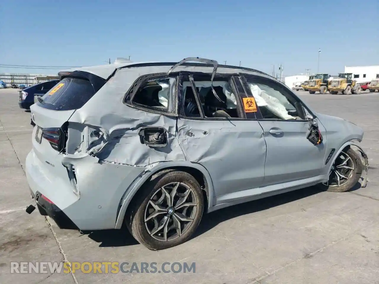 3 Photograph of a damaged car 5UX53DP05R9U07460 BMW X3 2024