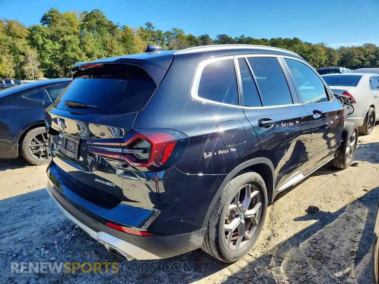 3 Photograph of a damaged car 5UX53DP05R9V11284 BMW X3 2024