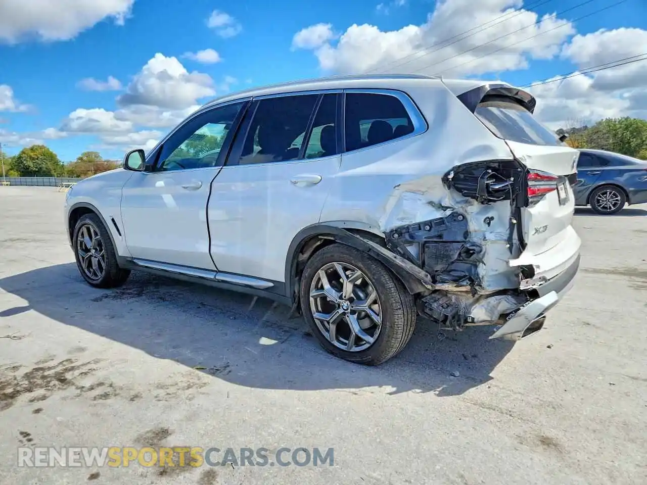 2 Photograph of a damaged car 5UX53DP05R9V49789 BMW X3 2024