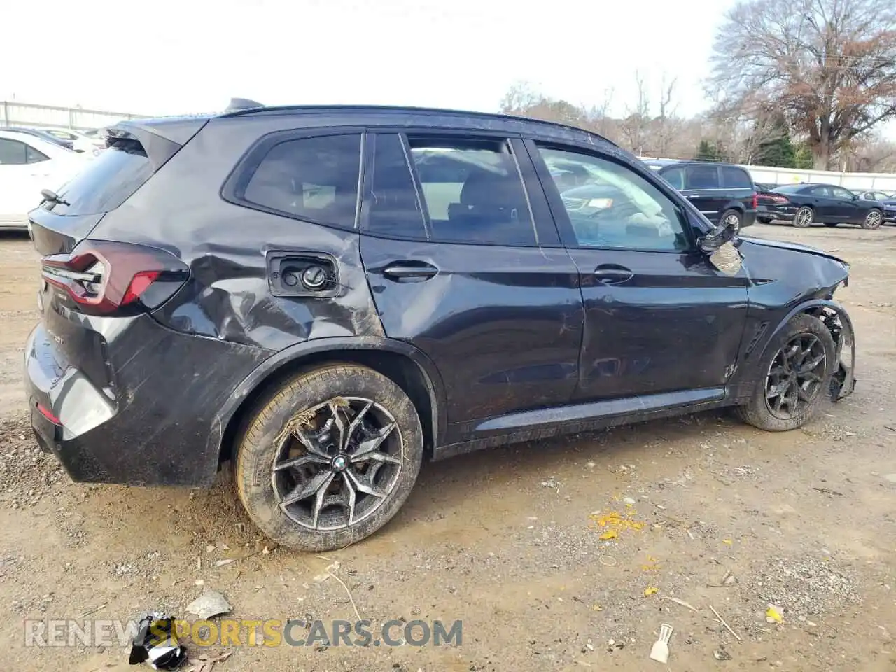 3 Photograph of a damaged car 5UX53DP05R9W55806 BMW X3 2024