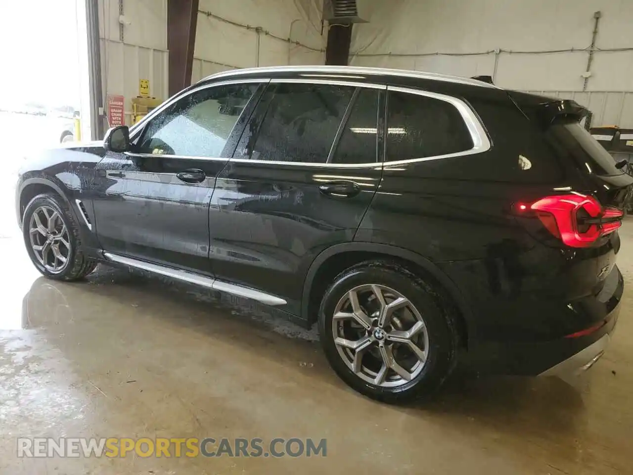 2 Photograph of a damaged car 5UX53DP06R9T88658 BMW X3 2024