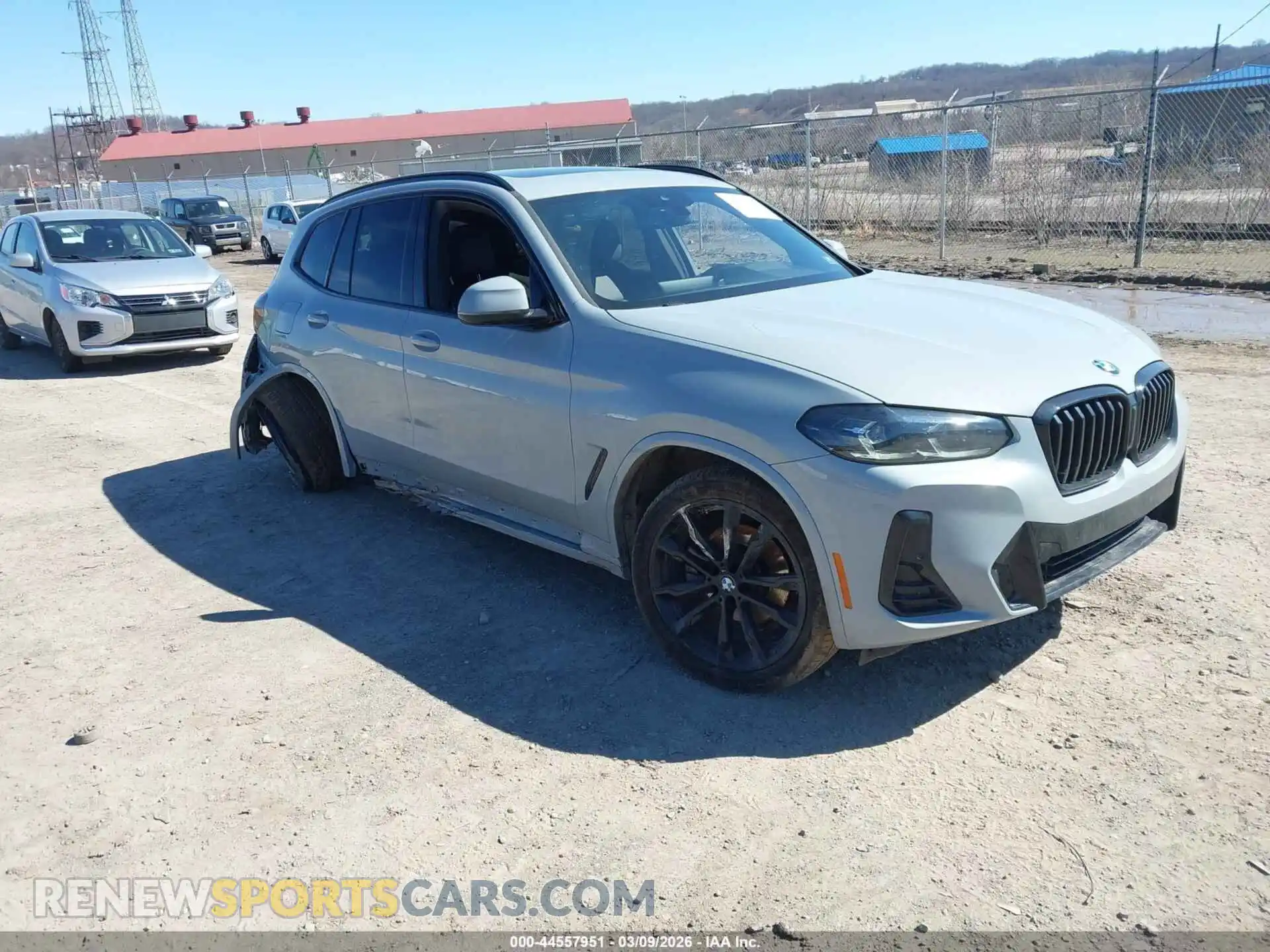 1 Photograph of a damaged car 5UX53DP06R9U57218 BMW X3 2024
