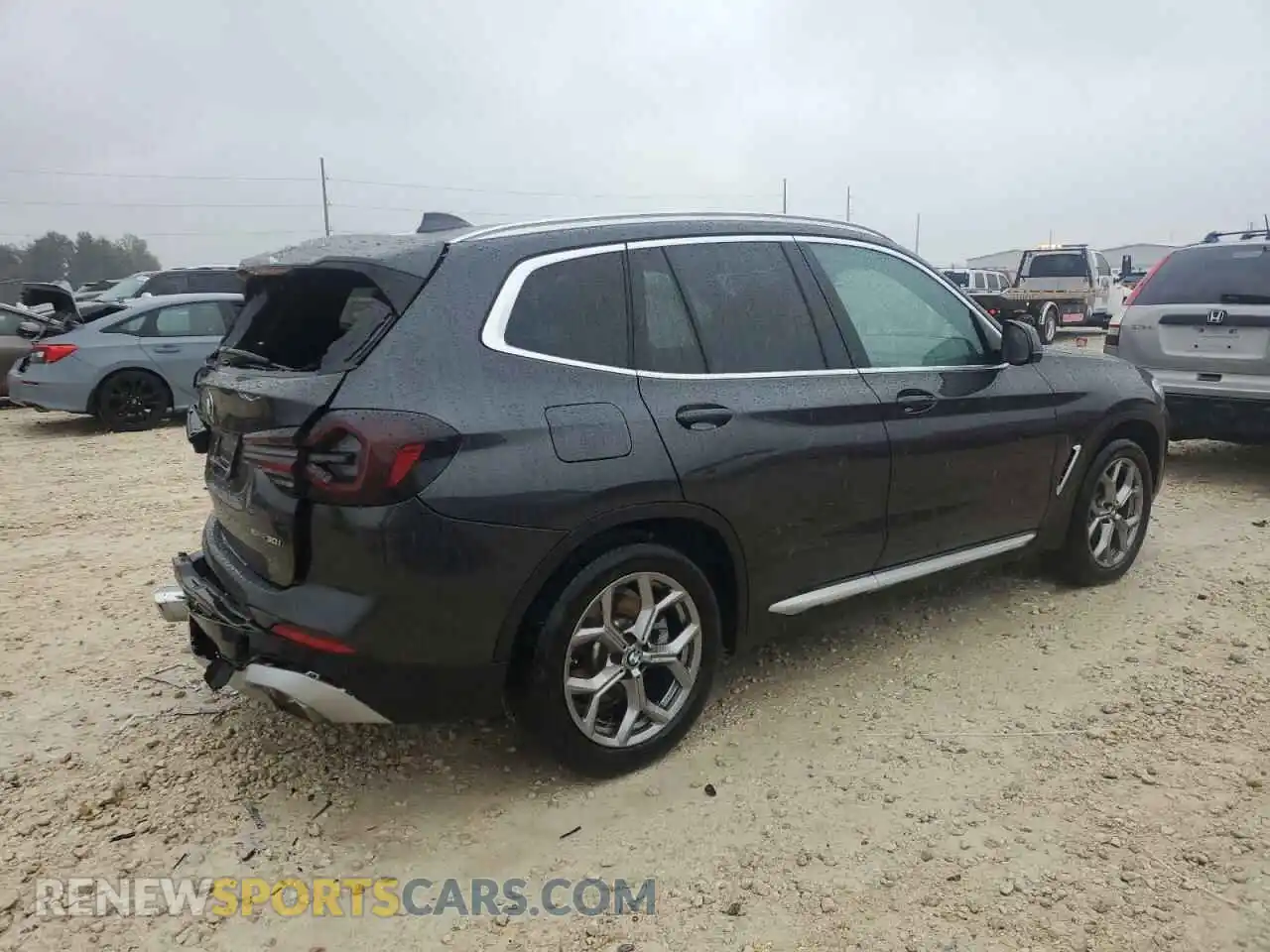 3 Photograph of a damaged car 5UX53DP06R9U65254 BMW X3 2024