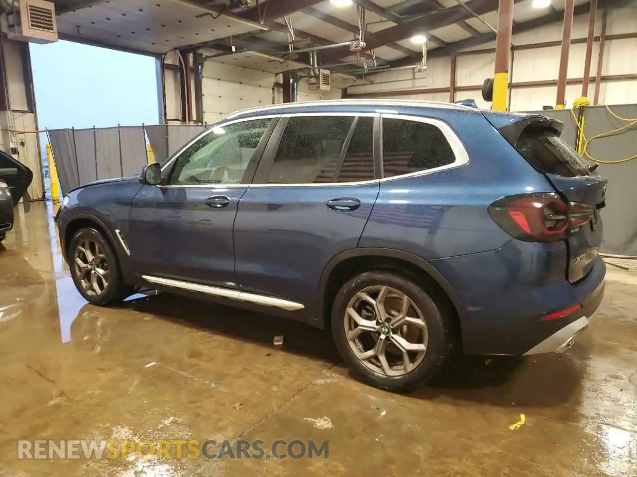 2 Photograph of a damaged car 5UX53DP06R9U95225 BMW X3 2024