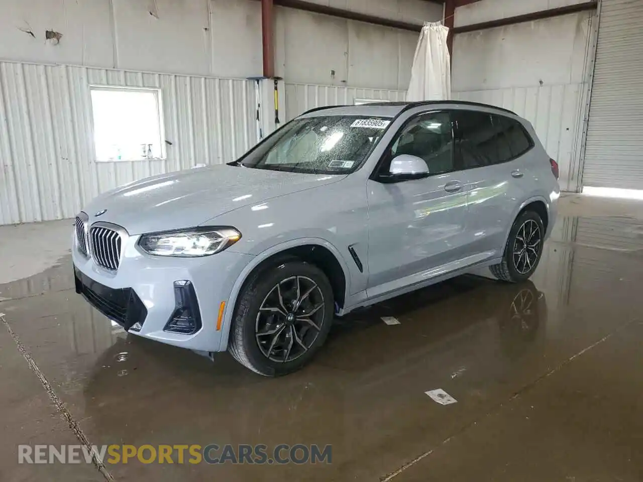 1 Photograph of a damaged car 5UX53DP06R9V73843 BMW X3 2024