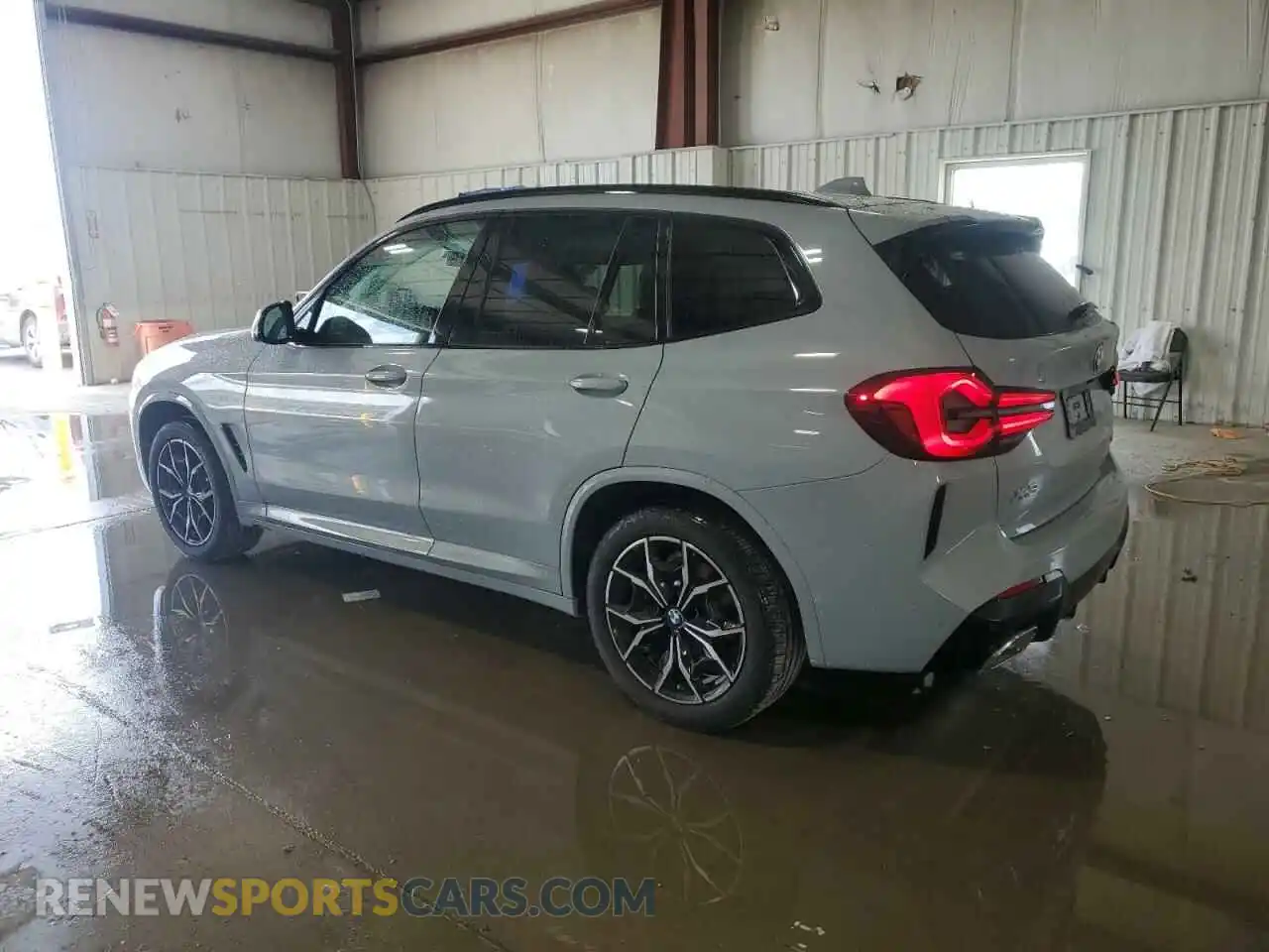 2 Photograph of a damaged car 5UX53DP06R9V73843 BMW X3 2024
