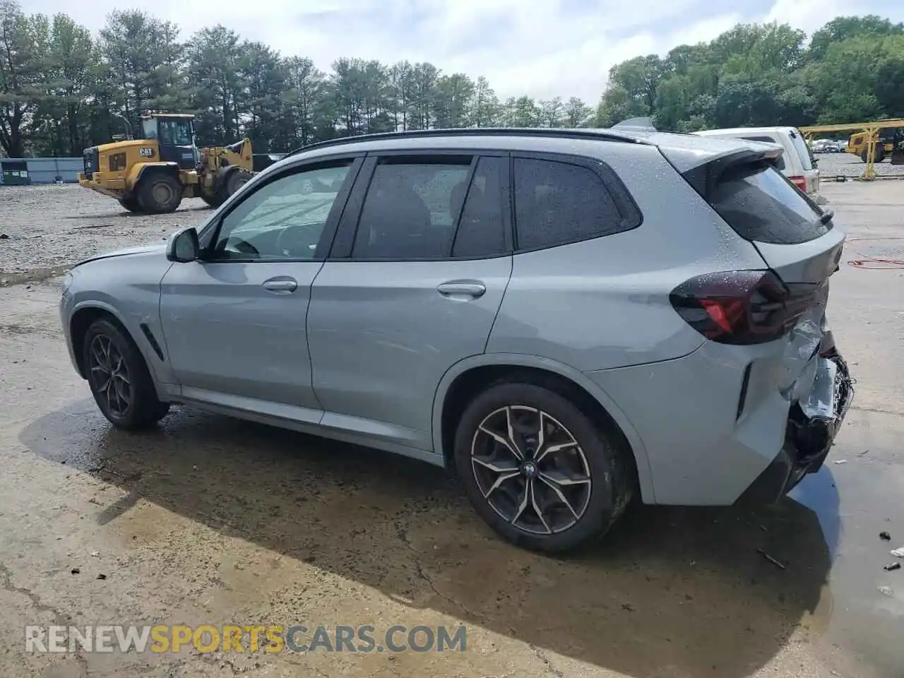 2 Photograph of a damaged car 5UX53DP06R9V98824 BMW X3 2024