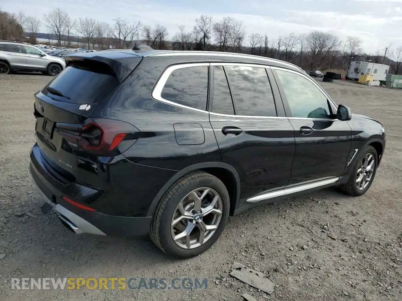 3 Photograph of a damaged car 5UX53DP07R9U41254 BMW X3 2024