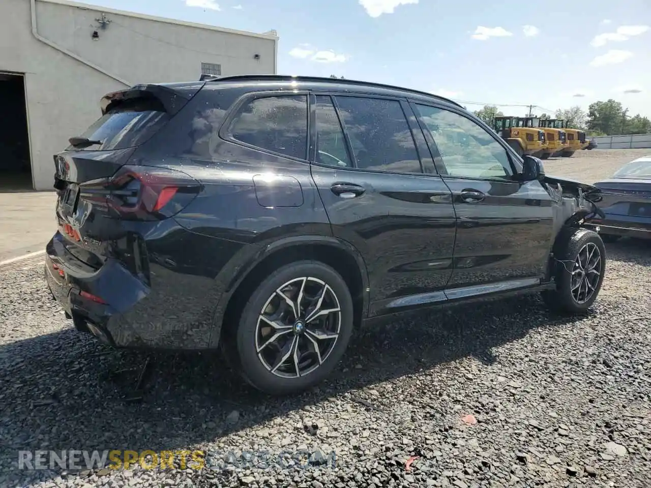 3 Photograph of a damaged car 5UX53DP07R9W94803 BMW X3 2024