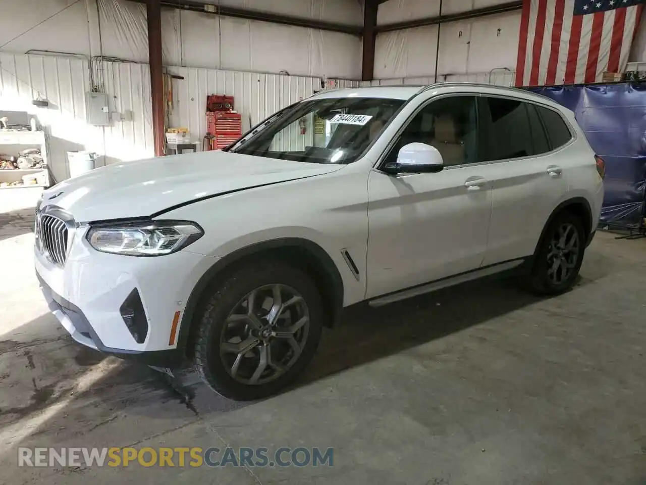 1 Photograph of a damaged car 5UX53DP08R9U77907 BMW X3 2024