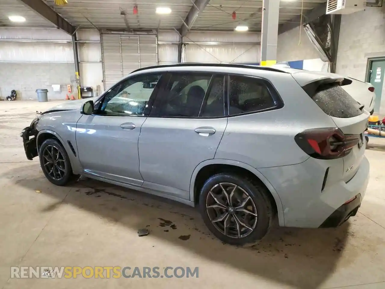 2 Photograph of a damaged car 5UX53DP08R9V66439 BMW X3 2024