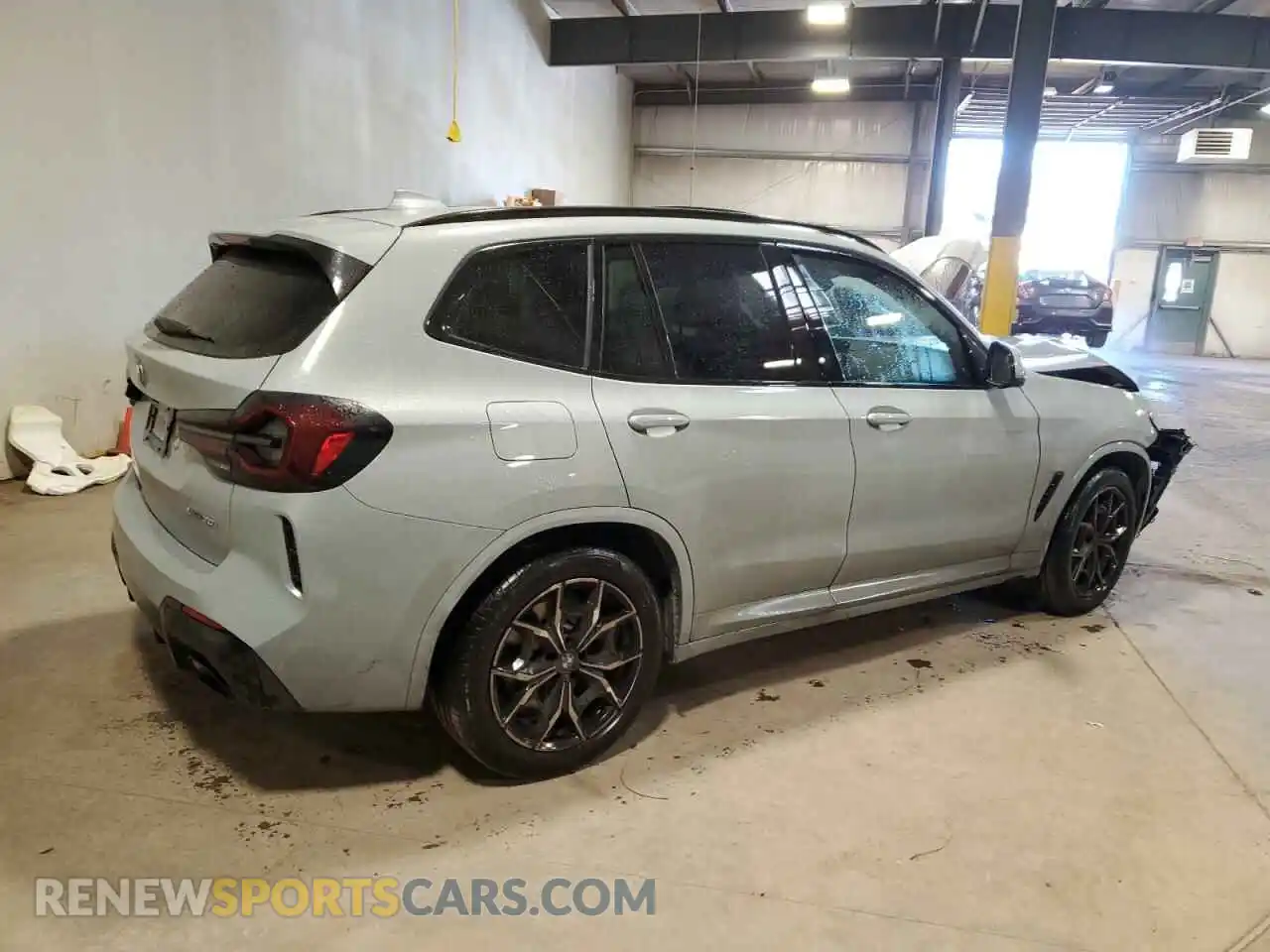 3 Photograph of a damaged car 5UX53DP08R9V66439 BMW X3 2024