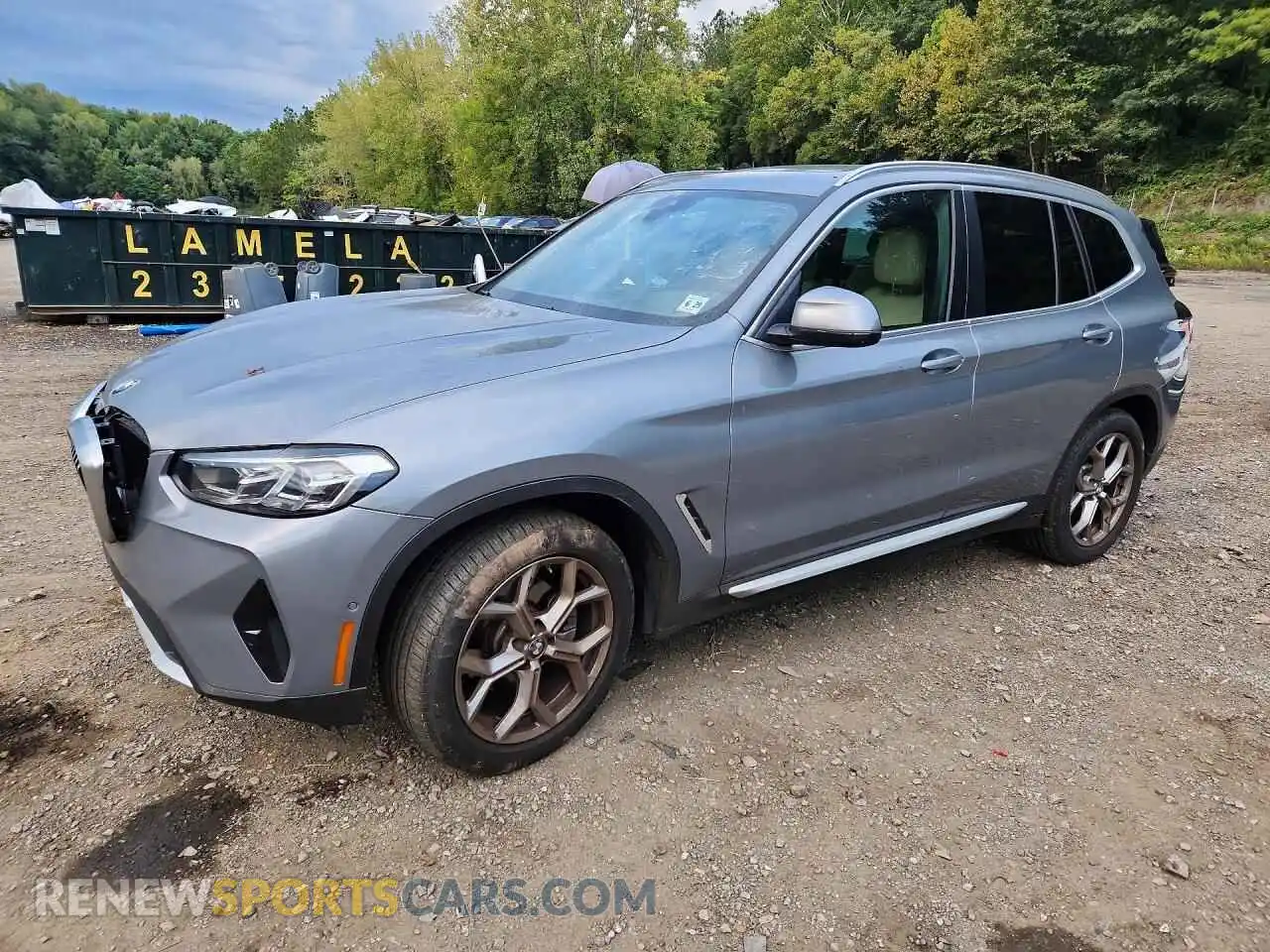 1 Photograph of a damaged car 5UX53DP08R9W98973 BMW X3 2024