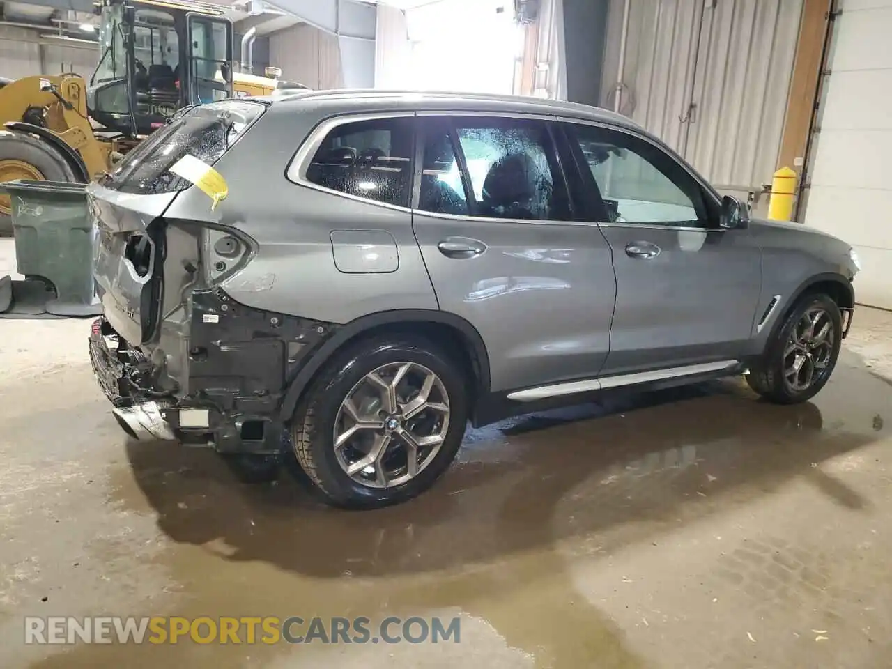 3 Photograph of a damaged car 5UX53DP09R9V75408 BMW X3 2024