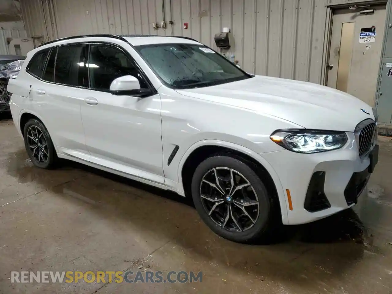1 Photograph of a damaged car 5UX53DP09R9W64699 BMW X3 2024