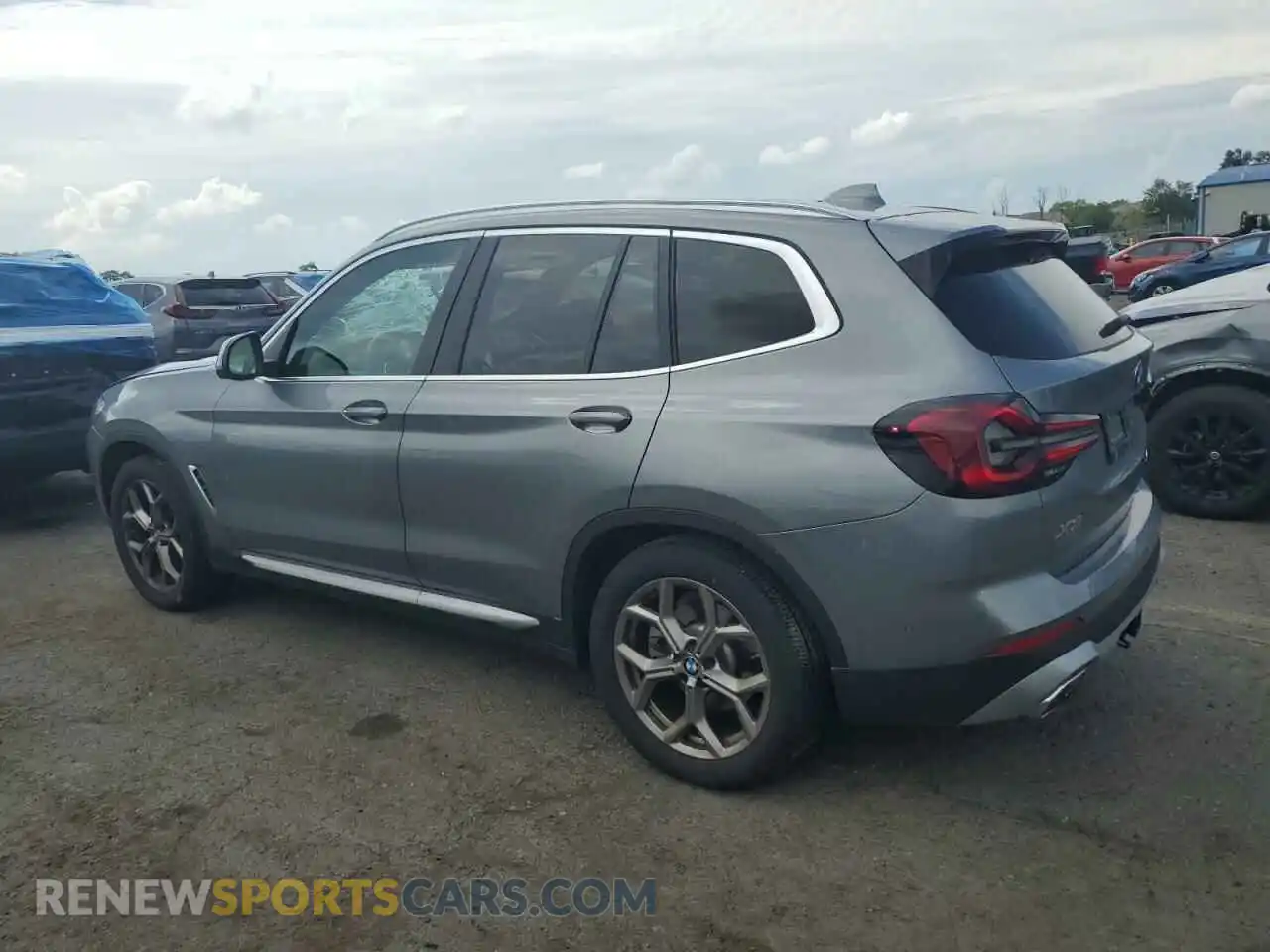 2 Photograph of a damaged car 5UX53DP0XR9T47059 BMW X3 2024